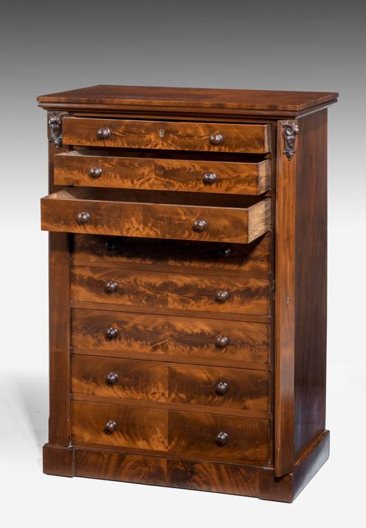 Mid19th Century Wellington Chest For Sale at 1stdibs