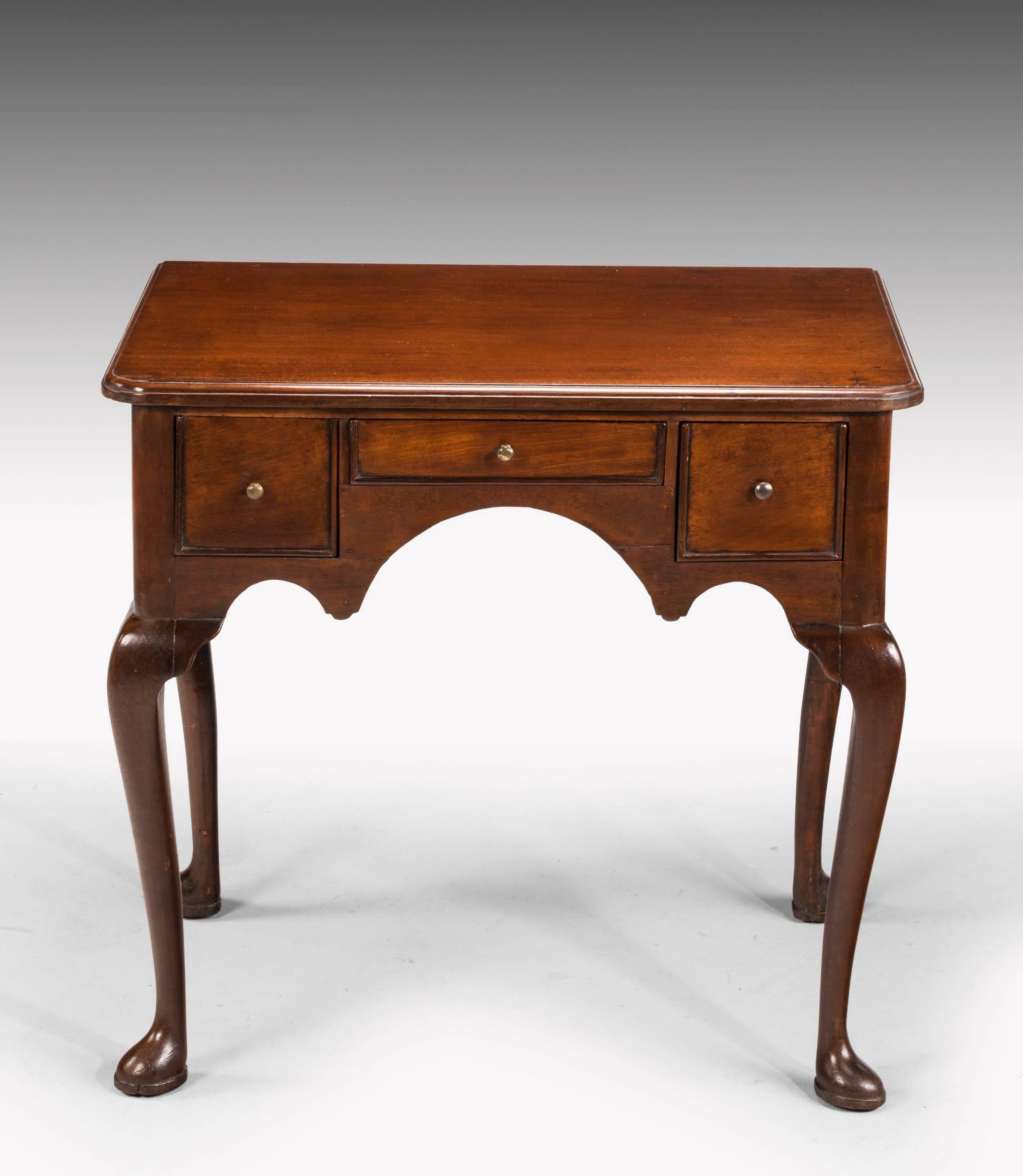English Mid-18th Century Mahogany Lowboy on Well Shaped Cabriole Supports