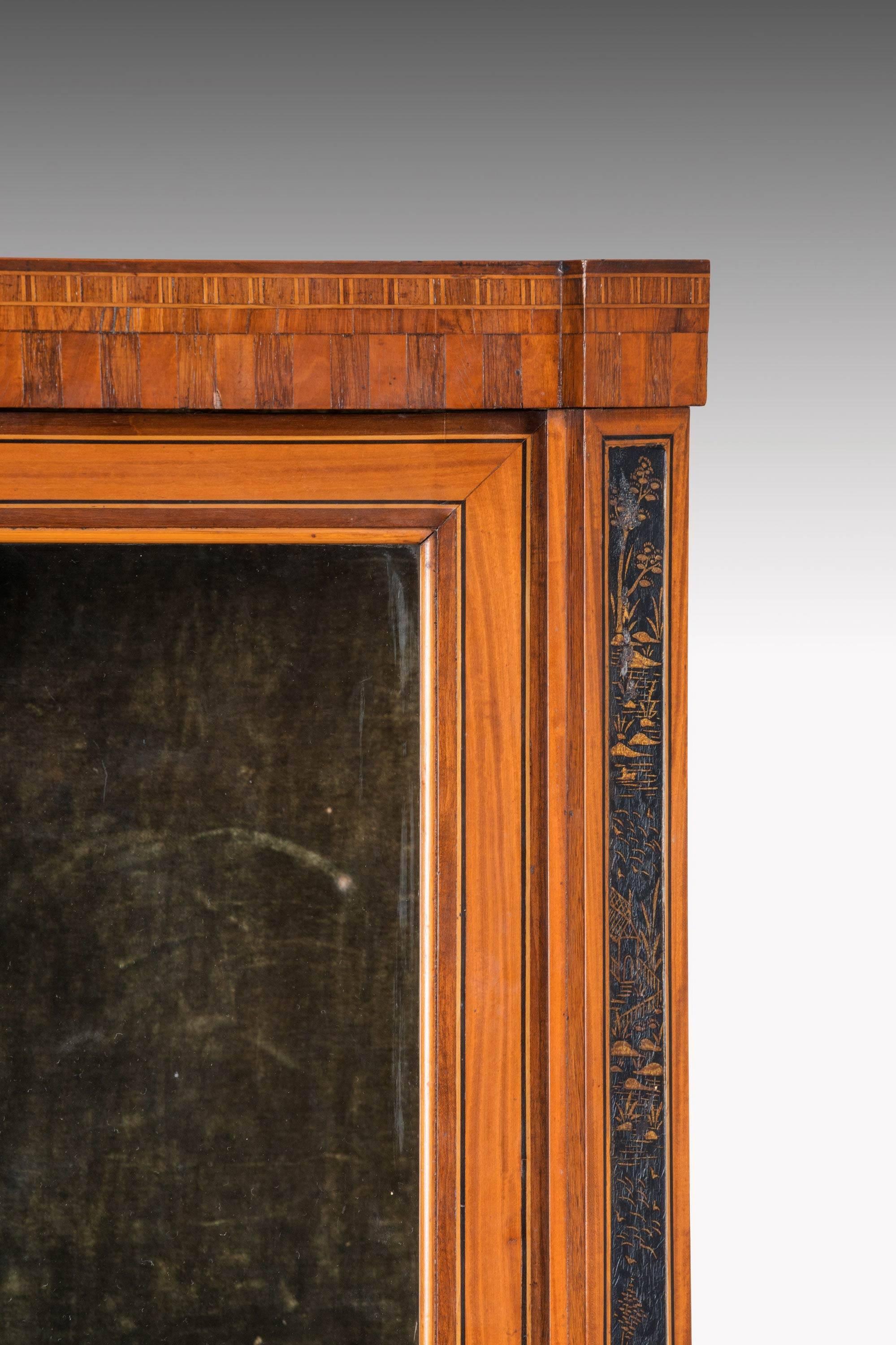 Pair of Late 19th Century French Satinwood Display Cabinets 4