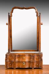 Early 18th Century Serpentine Fronted Walnut Dressing Mirror