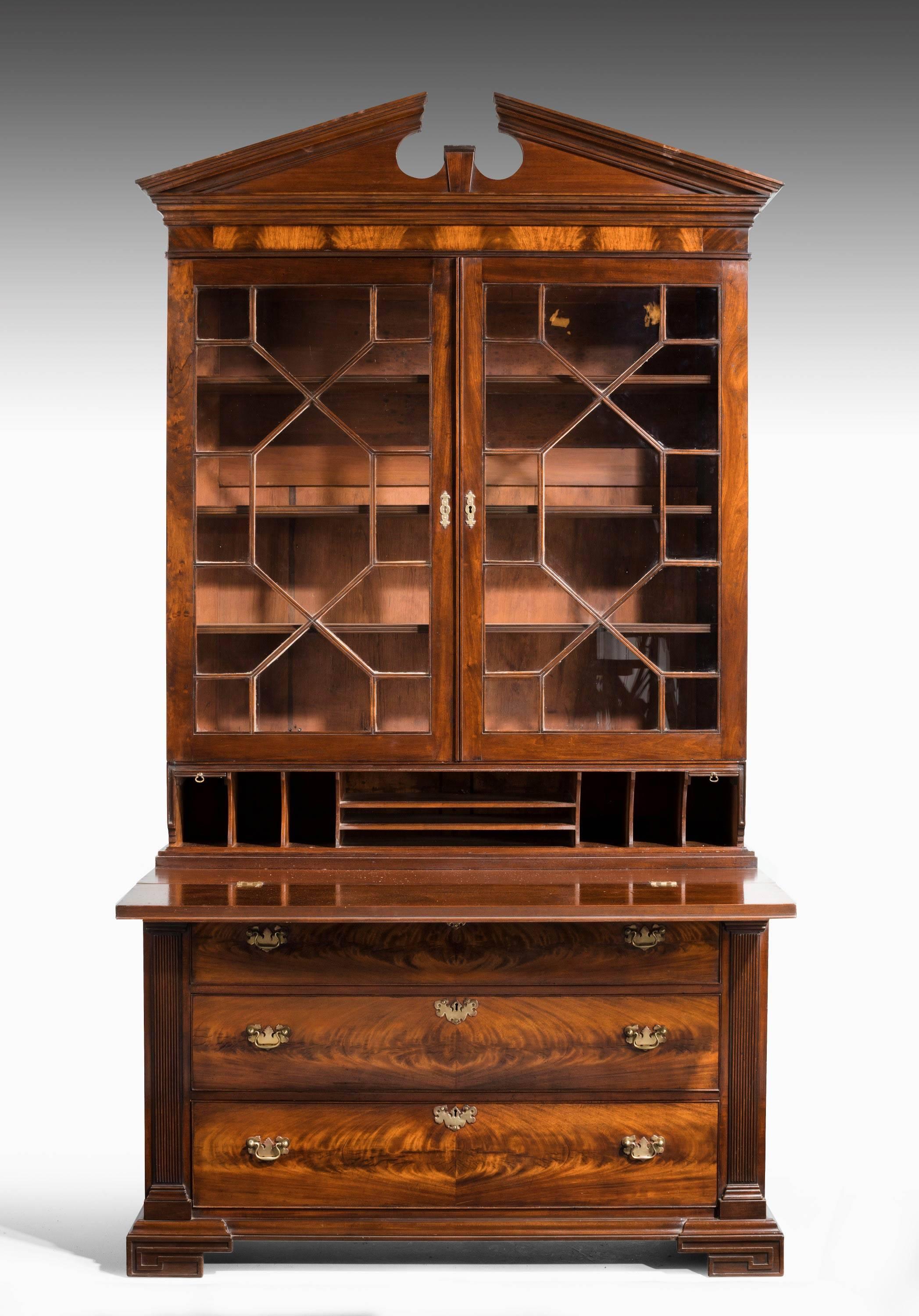 Mahogany Chippendale period mahogany secretaire bookcase with well fitted interior For Sale