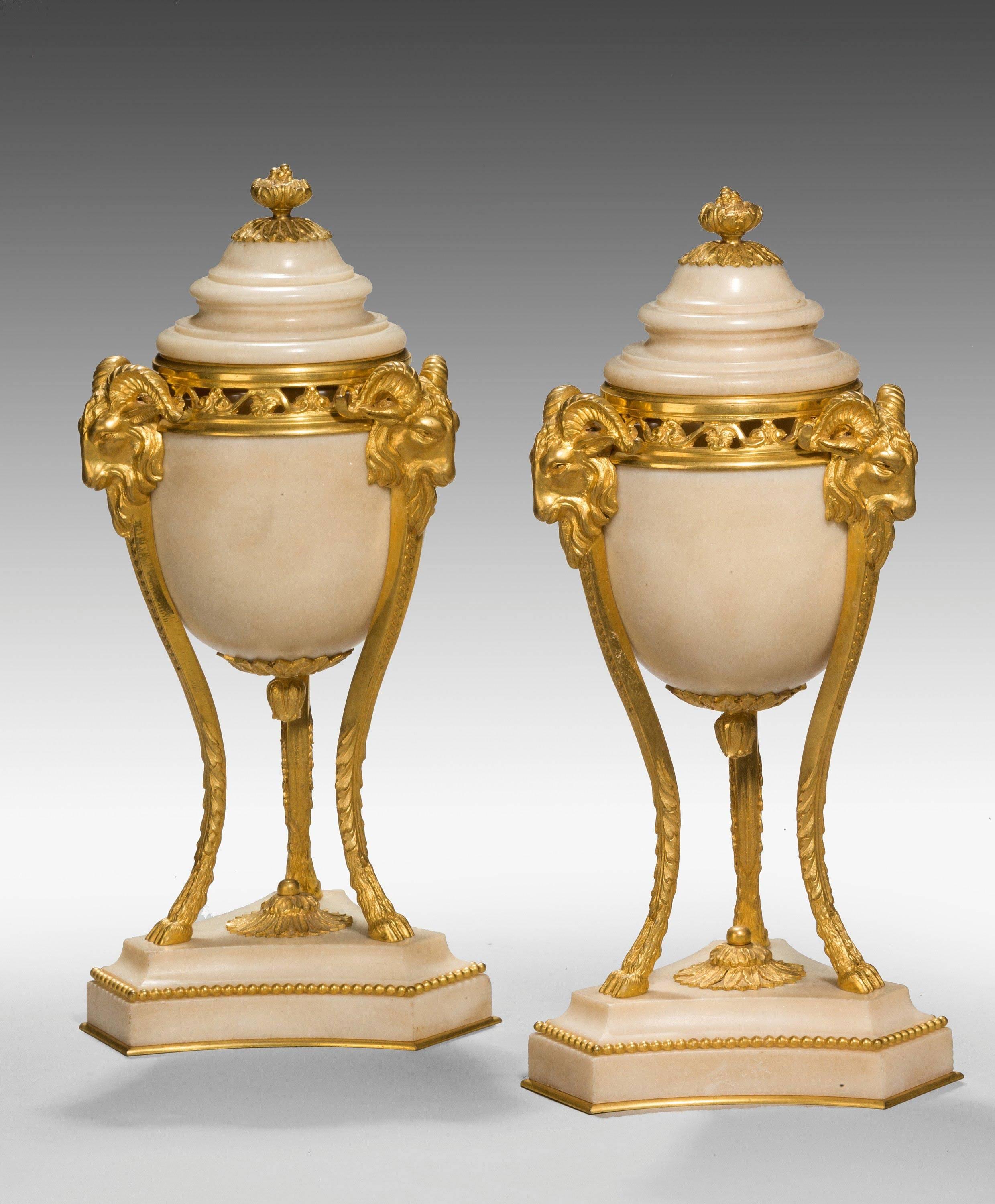 Pair of Early 20th Century French Gilt Bronze and Marble Lidded Vases In Excellent Condition In Peterborough, Northamptonshire