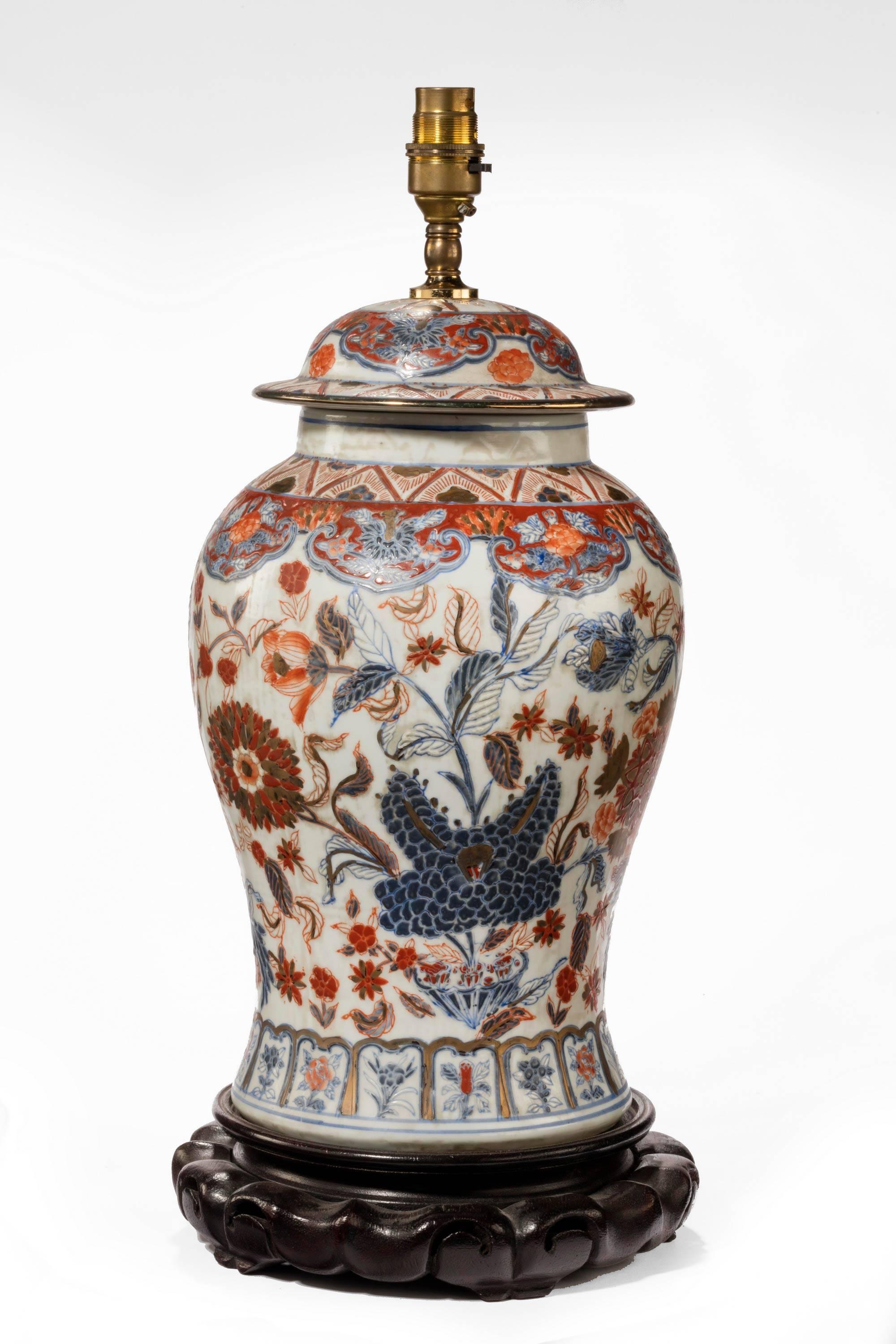 Mid-20th Century Porcelain Lidded Vase Lamp in the Imari Palette 1