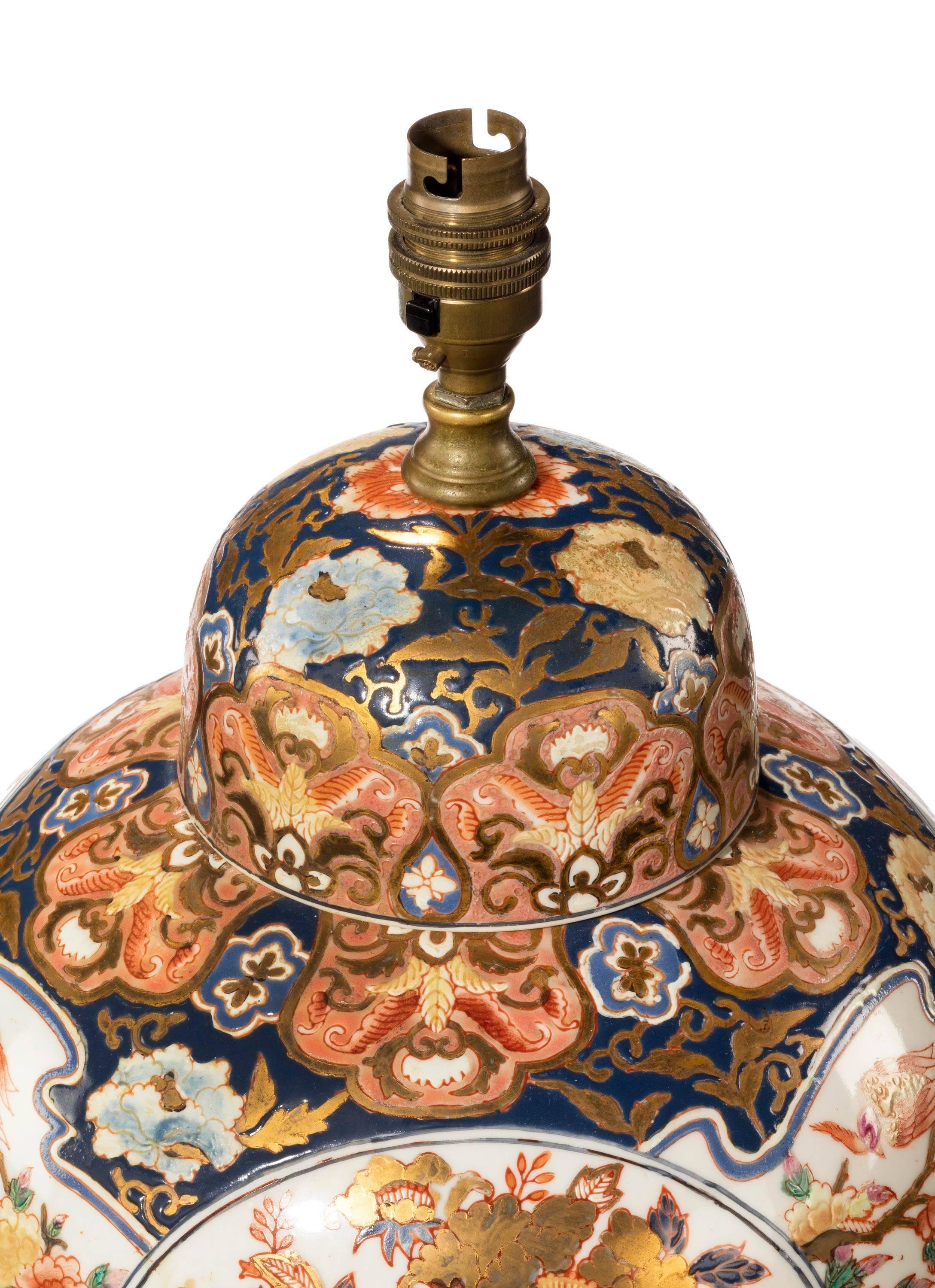 Chinese Early 20th Century Imari Porcelain Vase Lamp with a Shaped Top