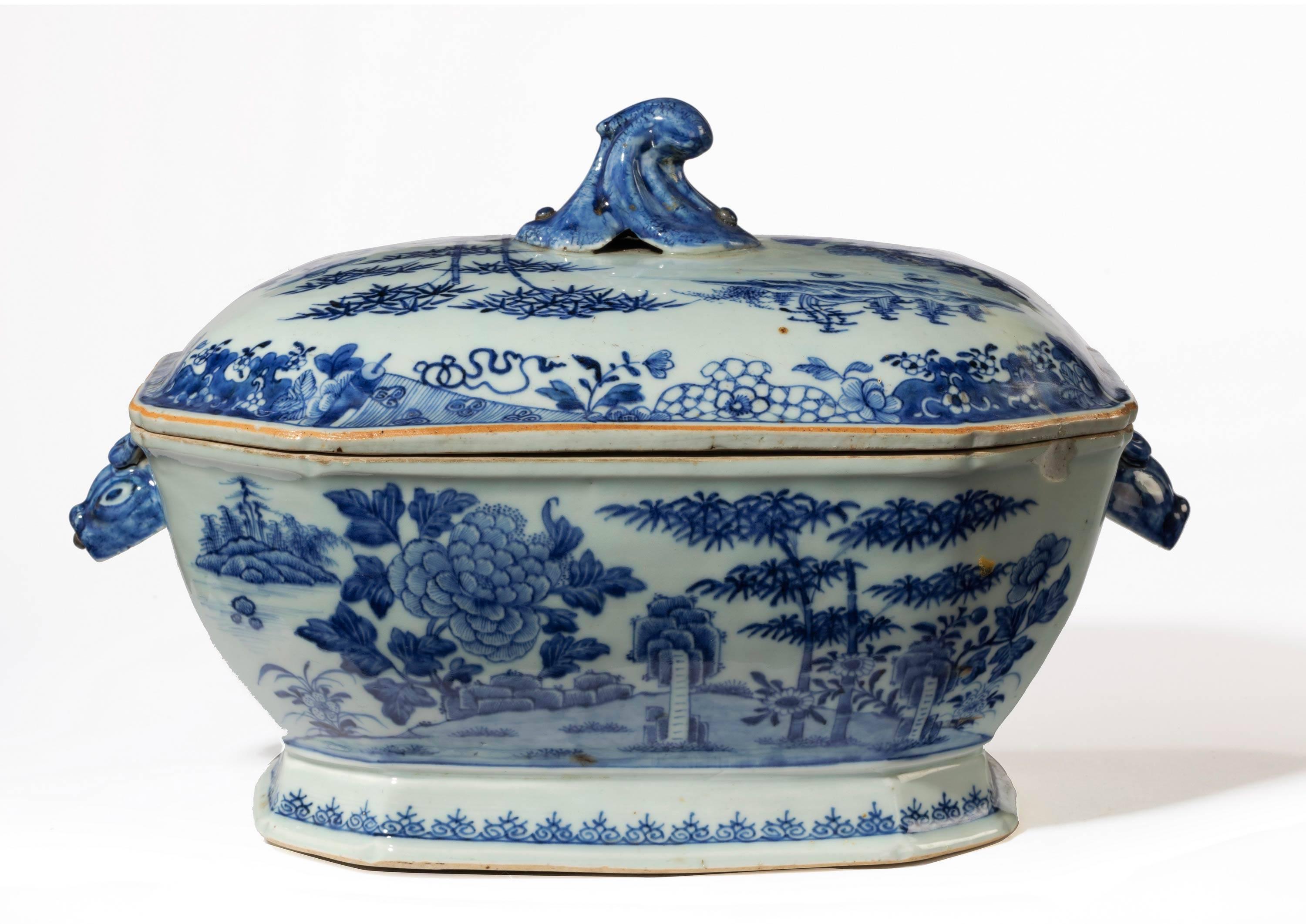 Late 18th century Chinese blue and white soup tureen. The lid with restorations but virtually invisible. One of the mask handles dated. With some restoration.