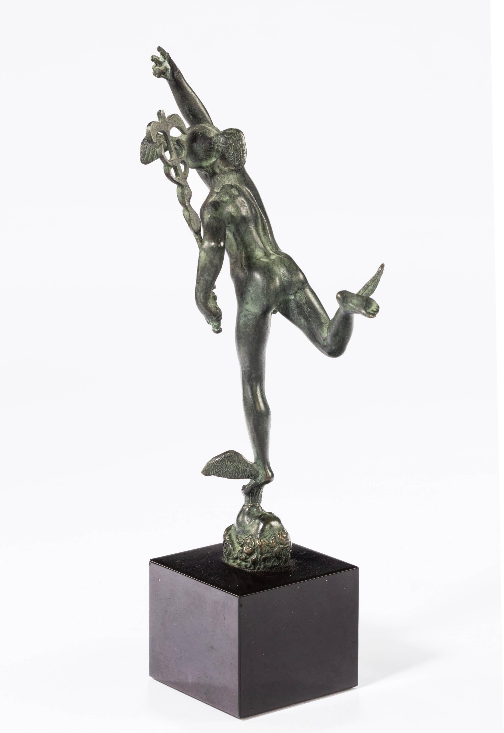 Early 19th Century Dark Green Patinated Bronze Grand Tour Figure of Mercury In Excellent Condition In Peterborough, Northamptonshire