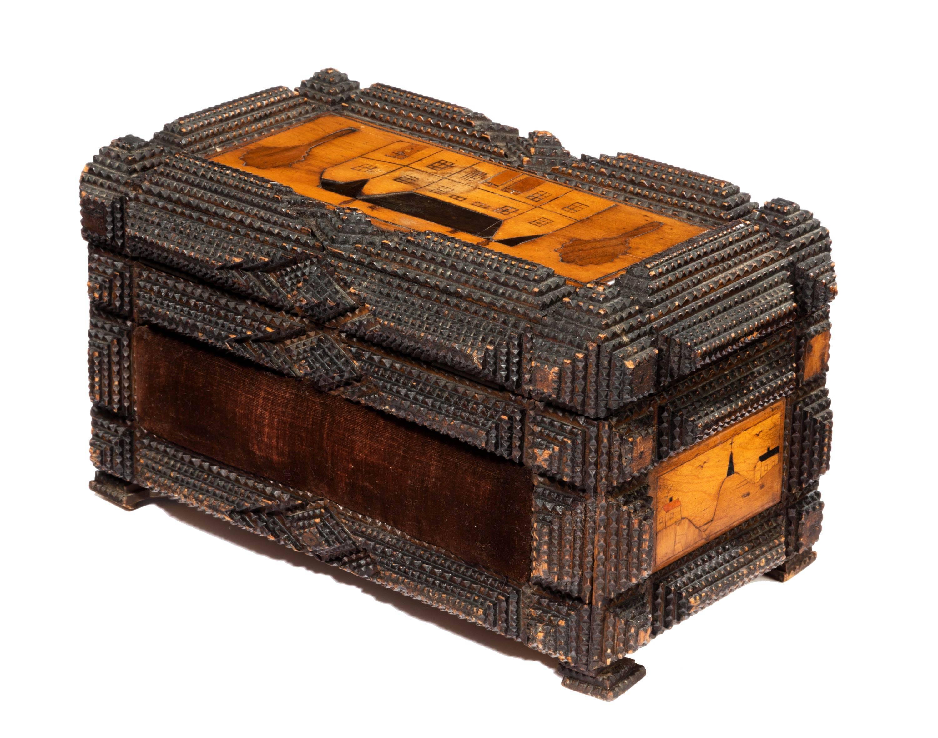 English Late 19th Century Marquetry Inlaid Sewing Box with Raised Rim Decoration For Sale