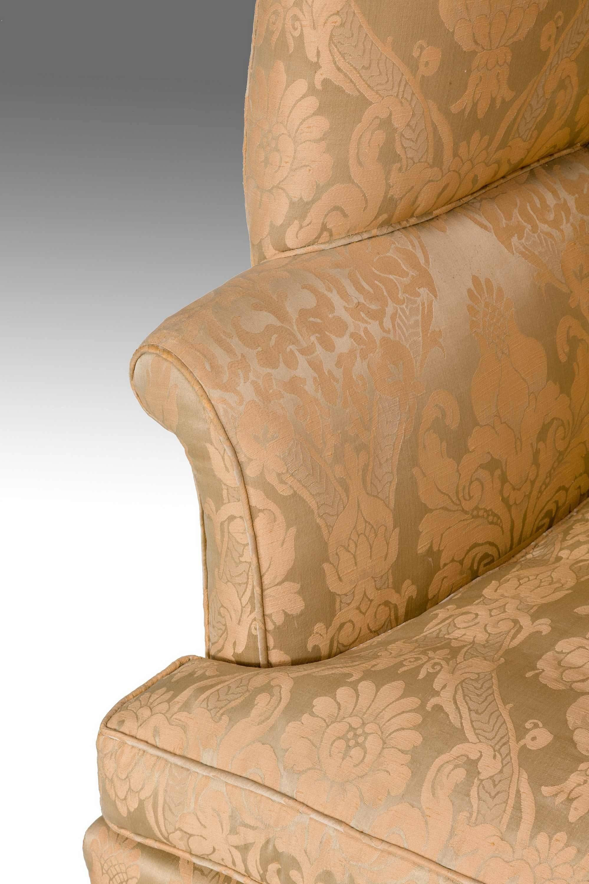 George III Period Wing Chair with Serpentine Wings In Good Condition In Peterborough, Northamptonshire