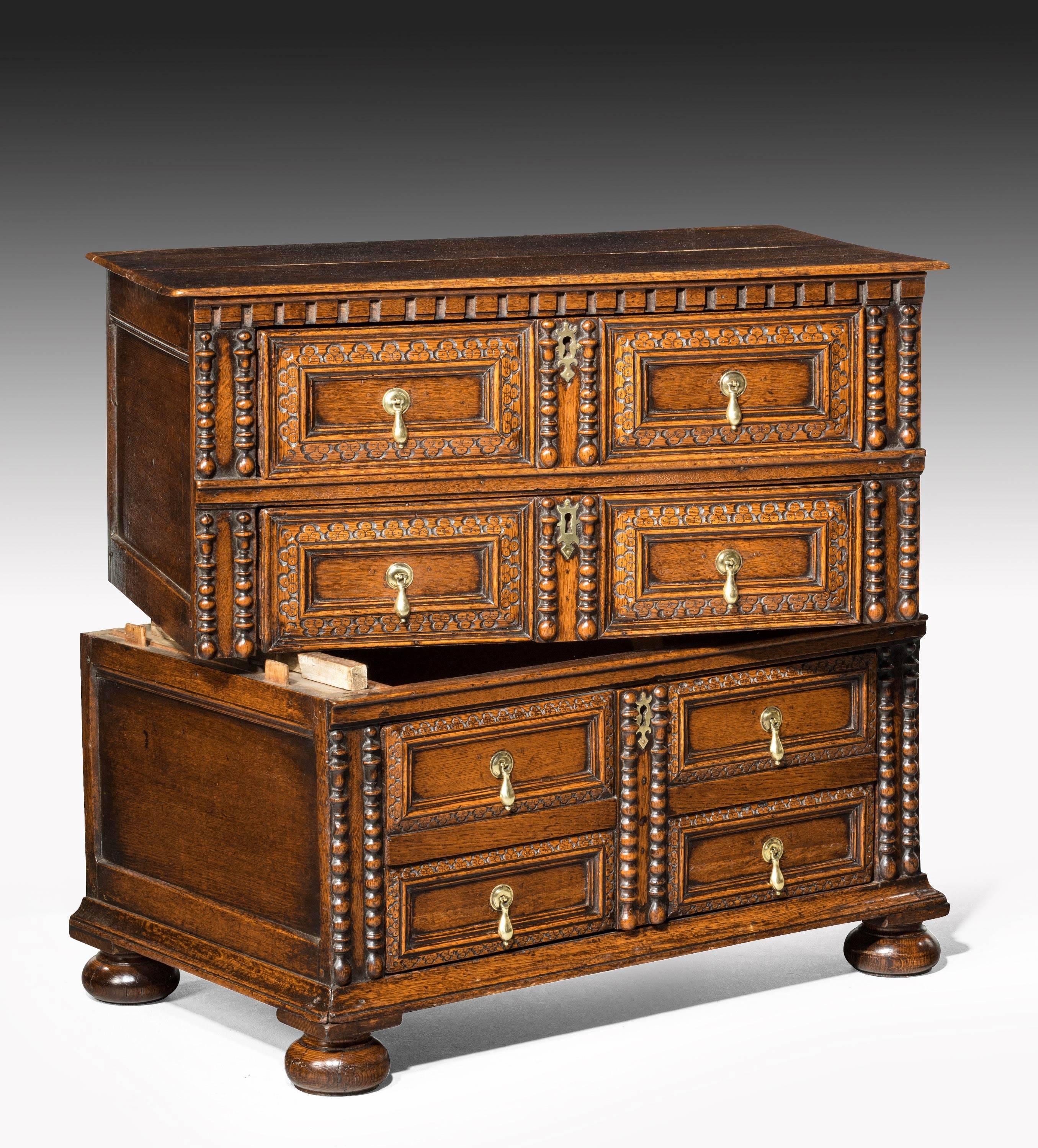 English Late 17th Century Oak Chest of Drawers with Scratch and Deep Carving