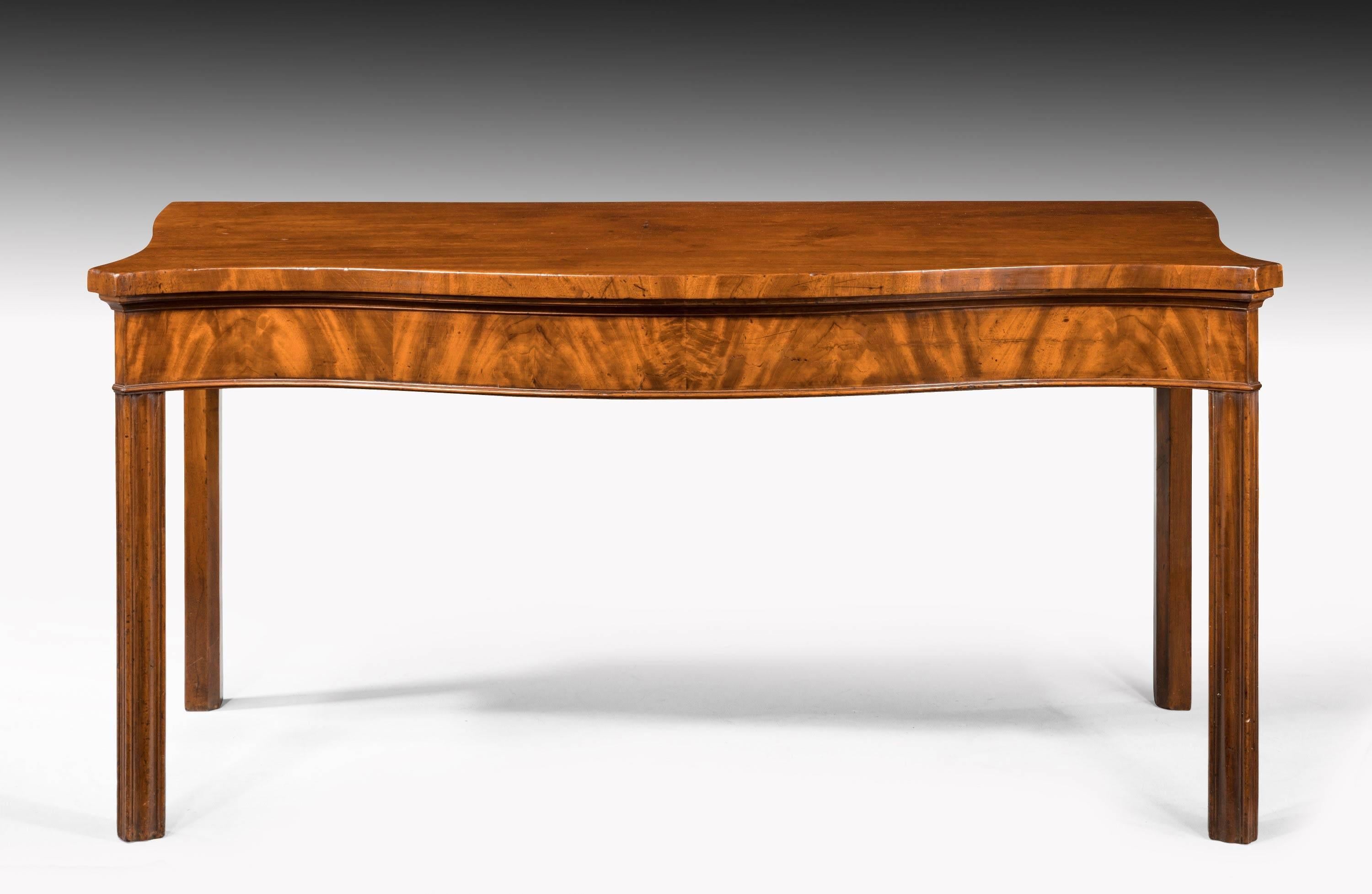 18th Century George III Period Mahogany Serpentine Serving Table For Sale