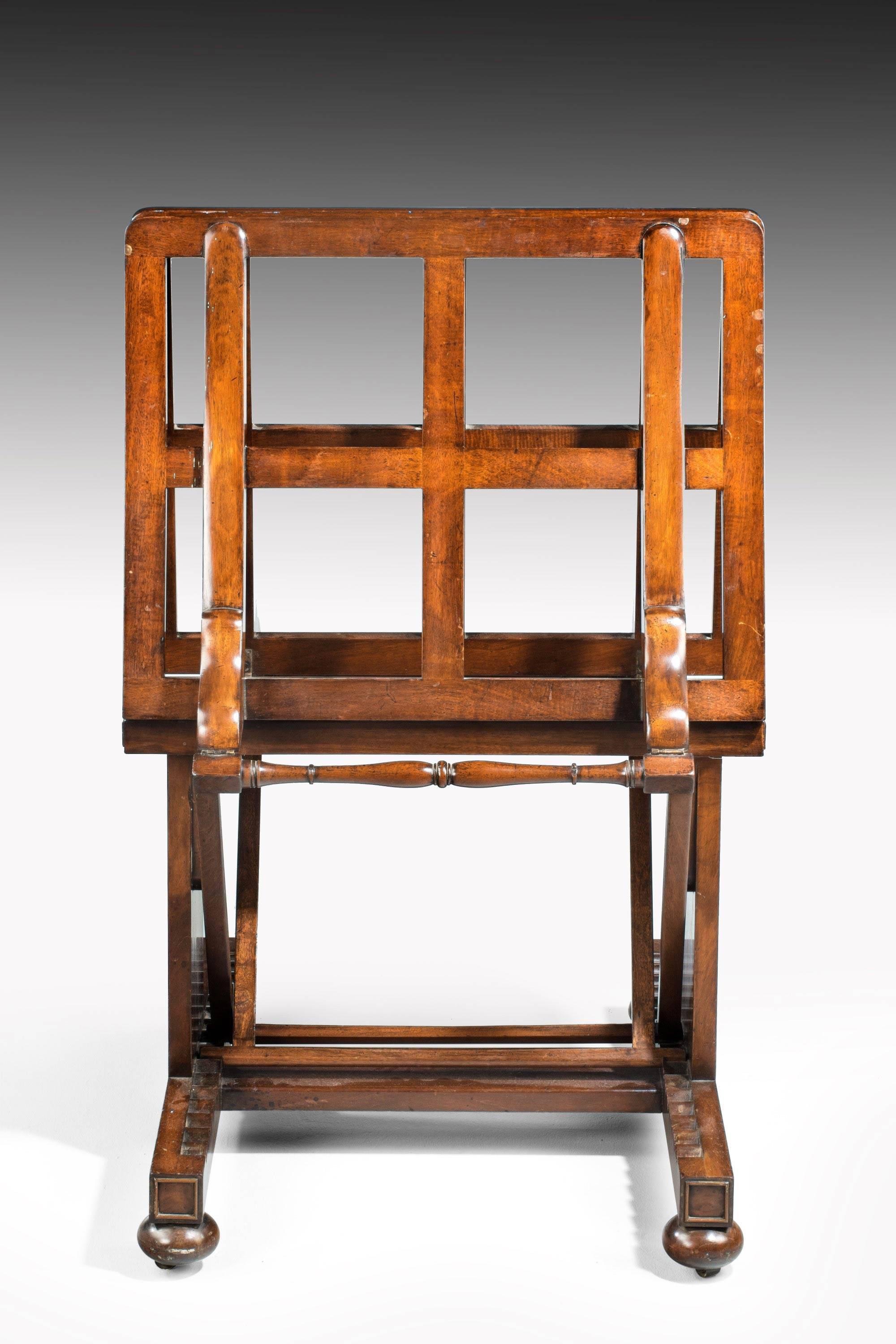 A very fine quality mahogany architects folio stand on ratcheted supports. Excellent overall condition. 

Measure: When fully open the width 49 inches.