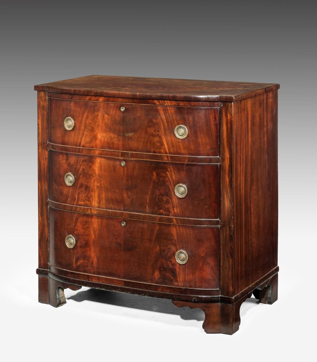 Woodwork Regency Period Mahogany Chest of Drawers