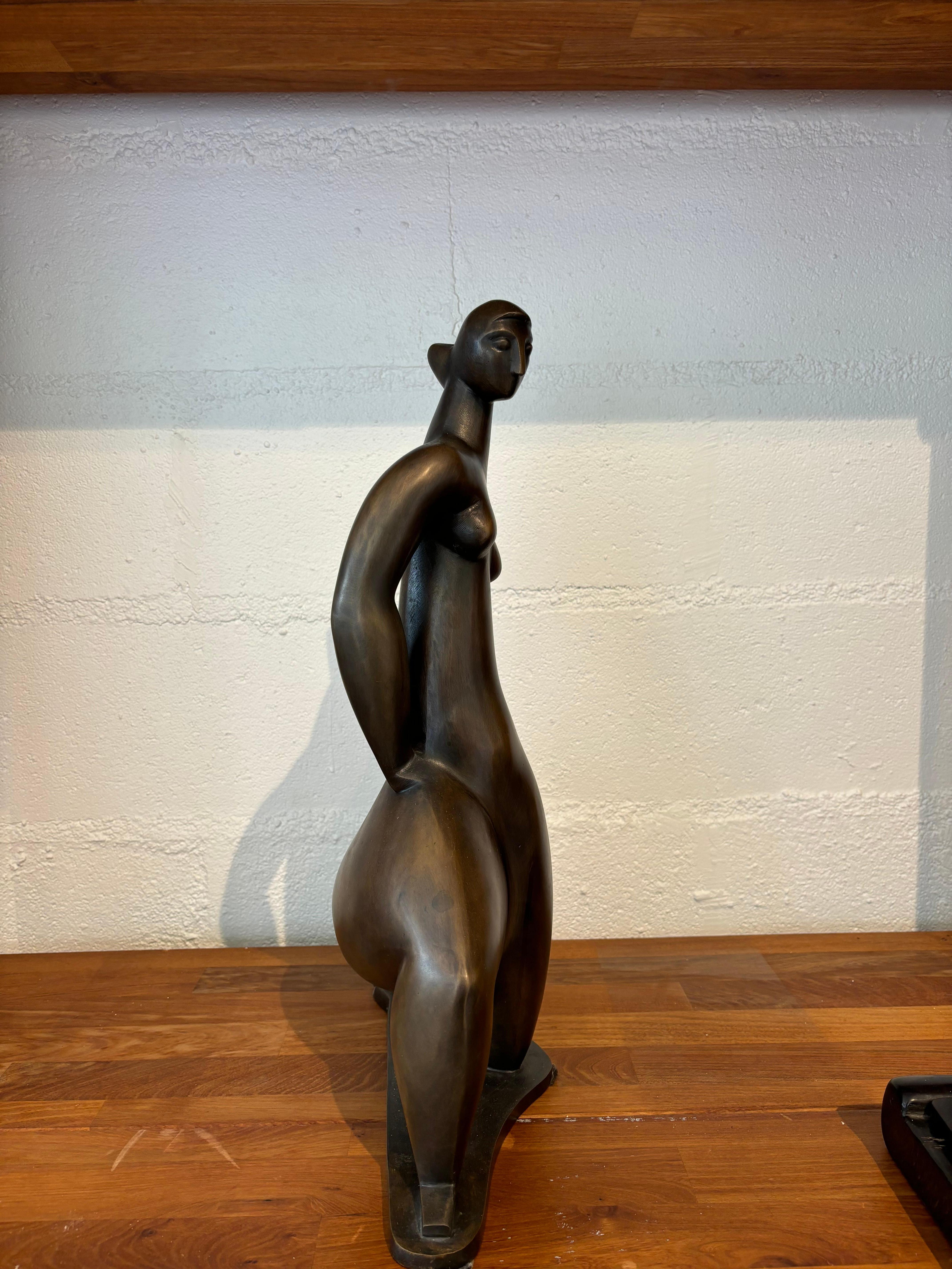 Wunderschöne figurative Skulptur von Siegfried Jonas im Angebot 1