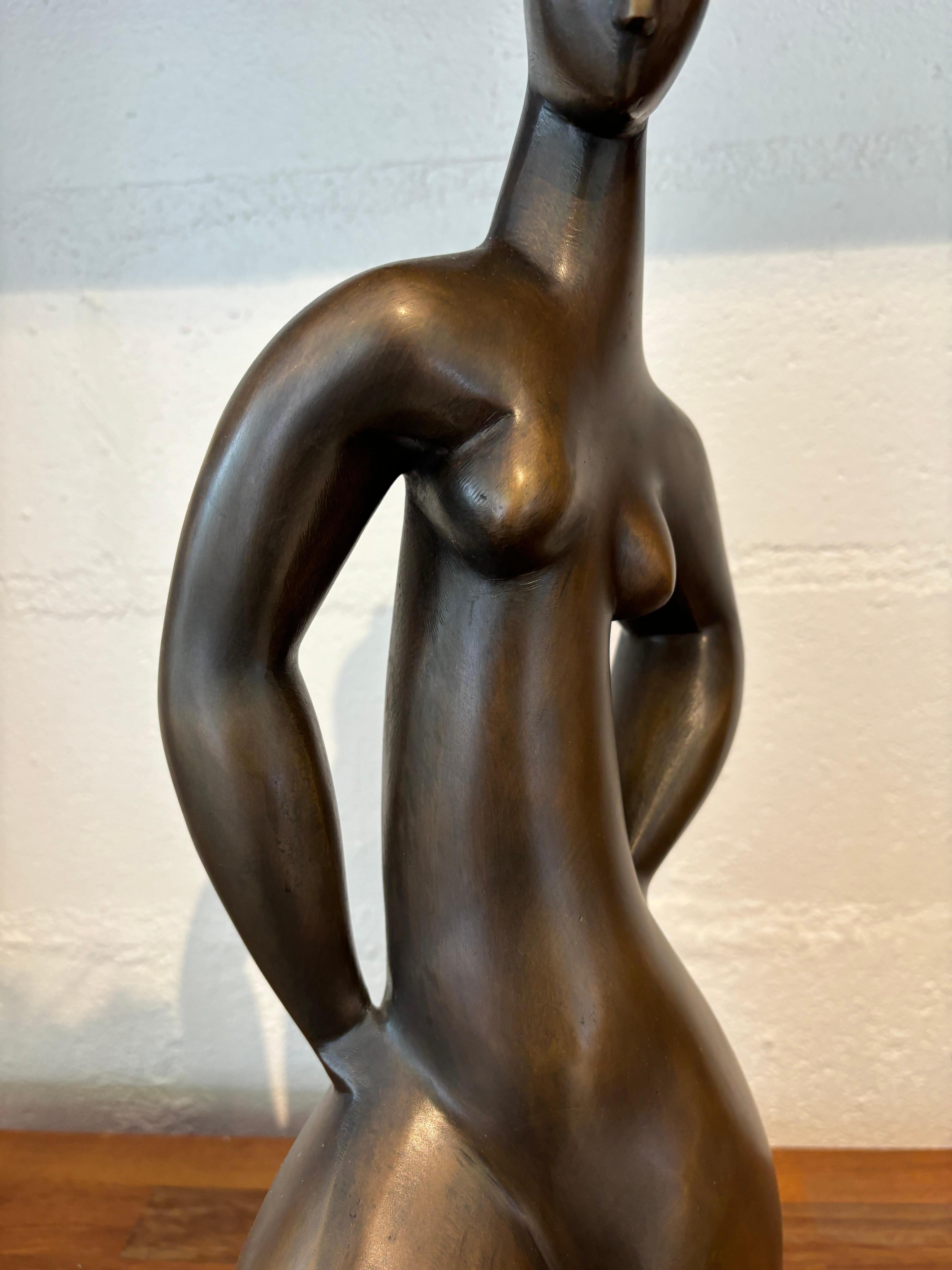 Wunderschöne figurative Skulptur von Siegfried Jonas im Angebot 2