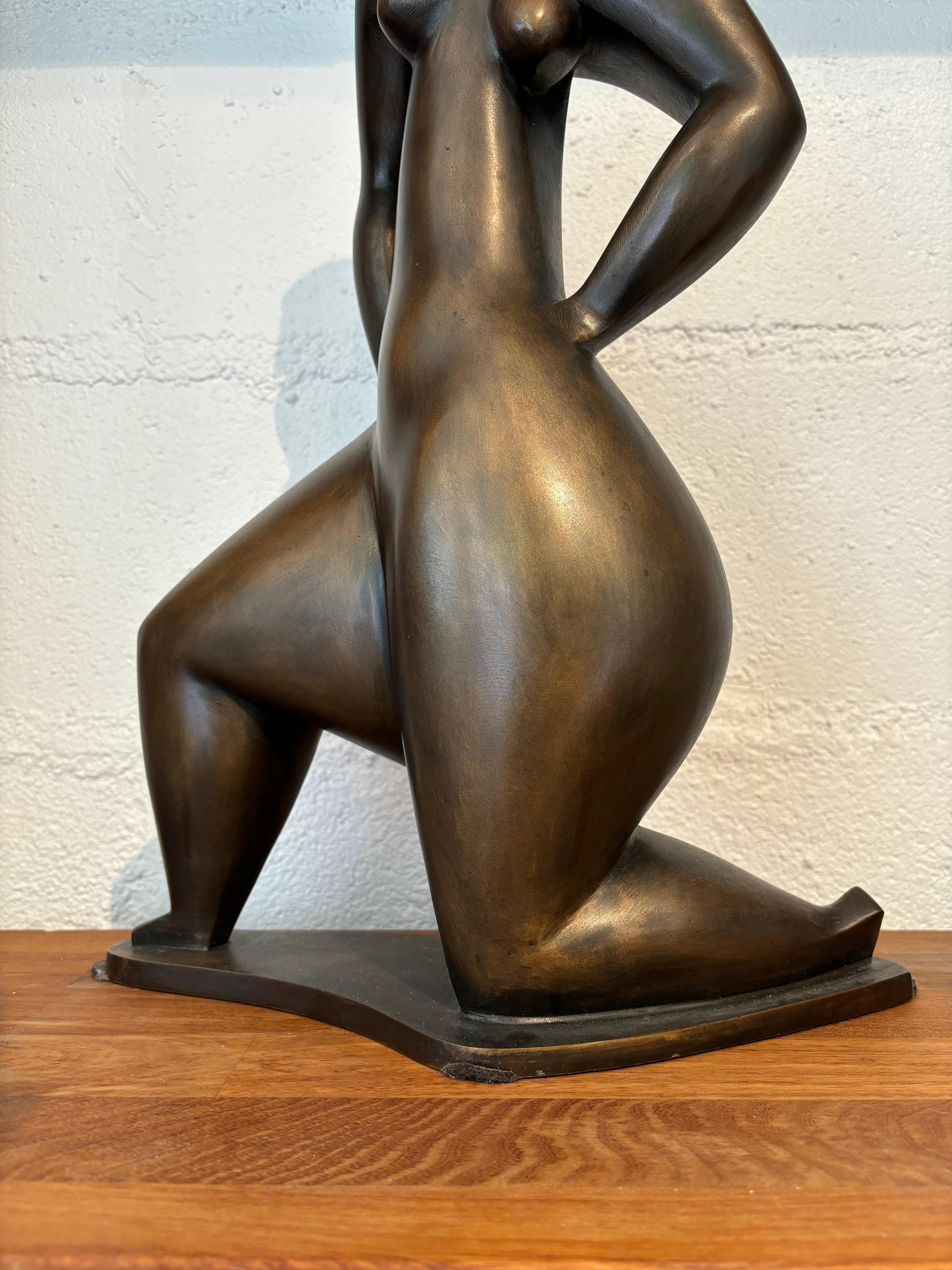 Wunderschöne figurative Skulptur von Siegfried Jonas im Angebot 6