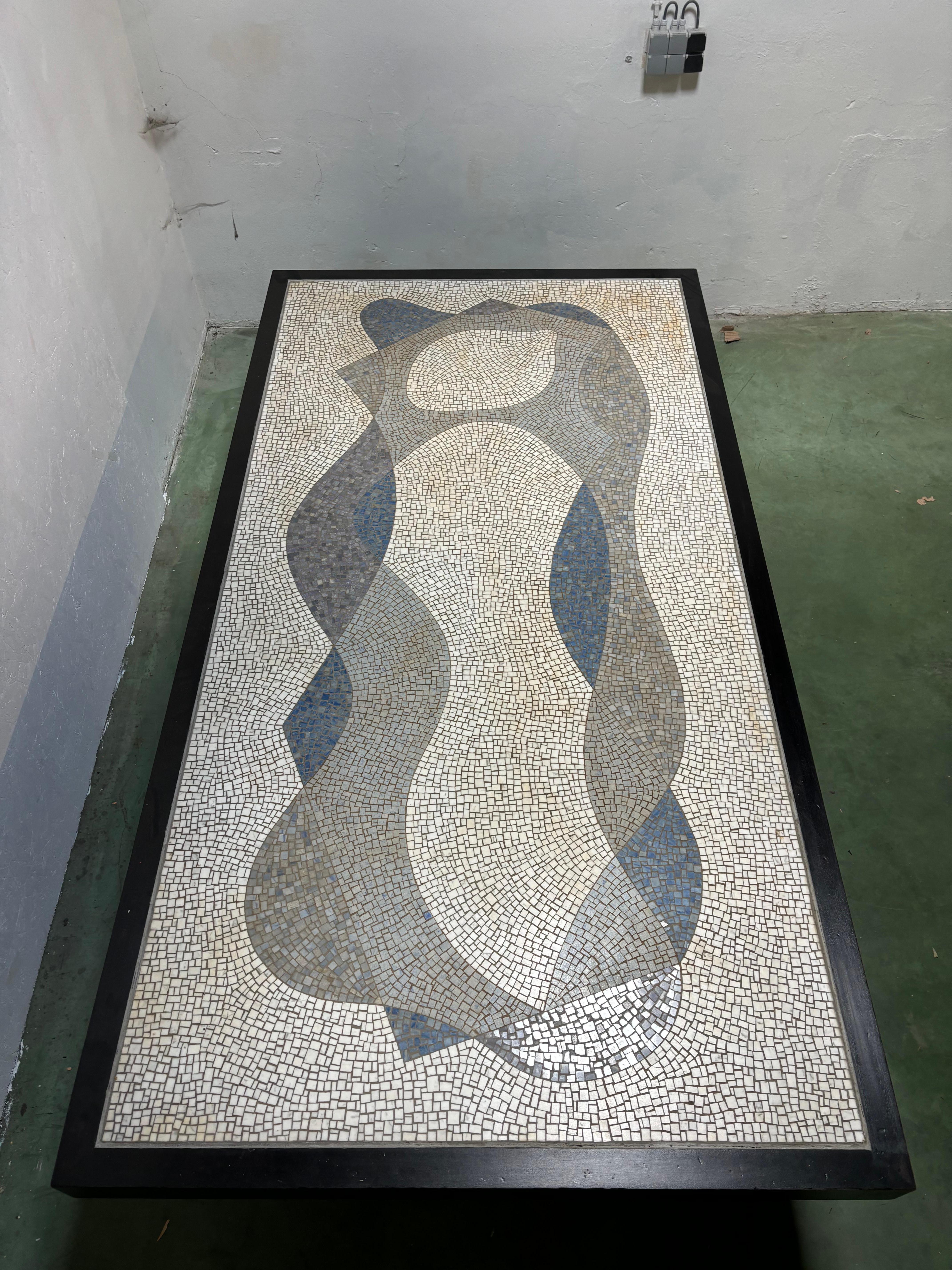 Ceramic Gorgeous and impressive dining table by Joaquim Tenreiro For Sale