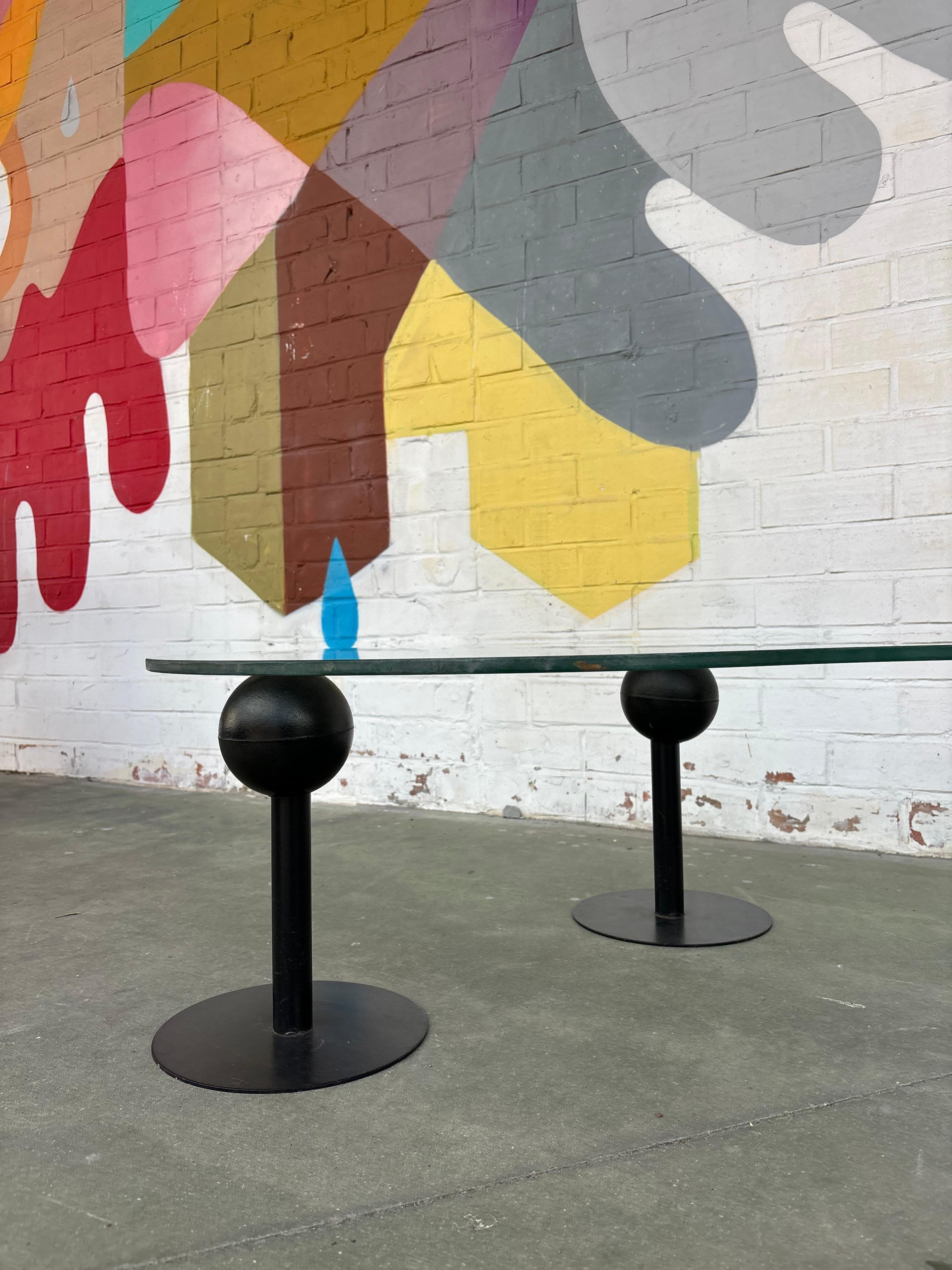 Table basse jeune Phillips par Phillipe Starck en vente 3