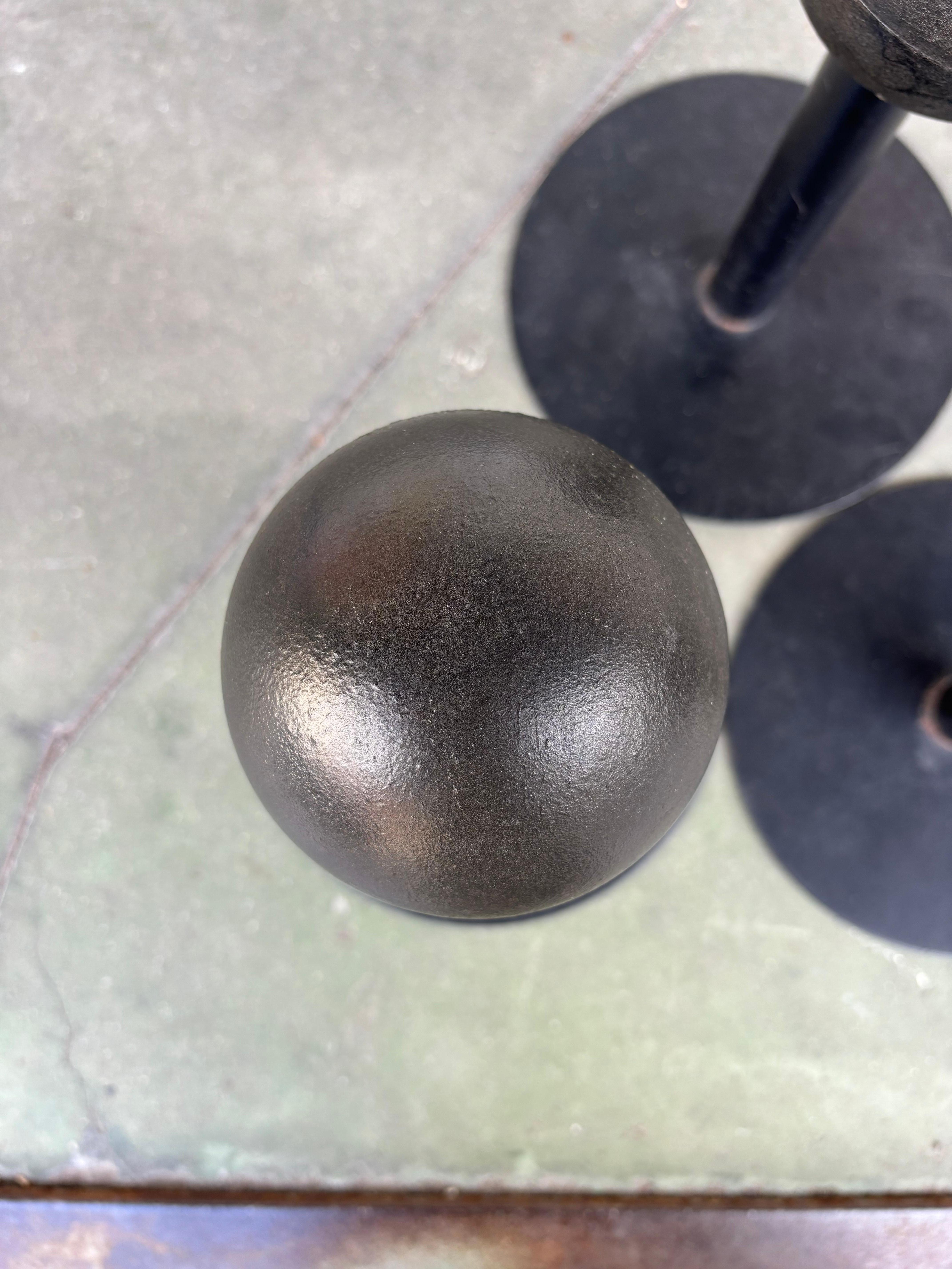 Table basse jeune Phillips par Phillipe Starck en vente 11