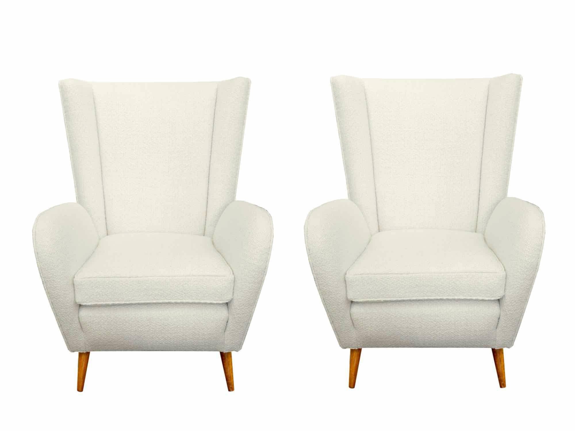 Very Elegant Pair of Armchairs by Paolo Buffa