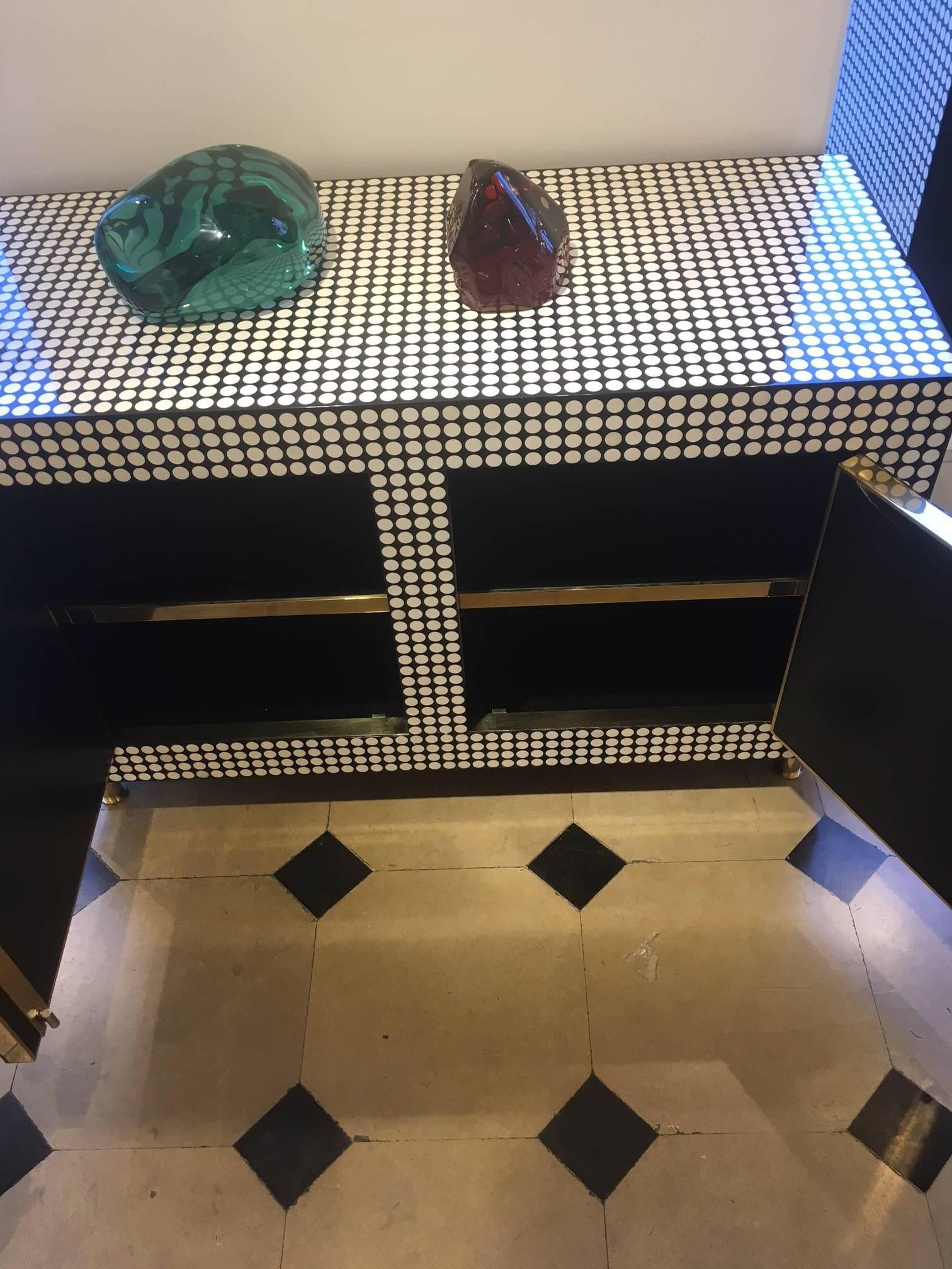 Pair of Cabinets Covered with Round Bones and Black Resin by Etienne Allemeersch In Good Condition For Sale In Paris, FR