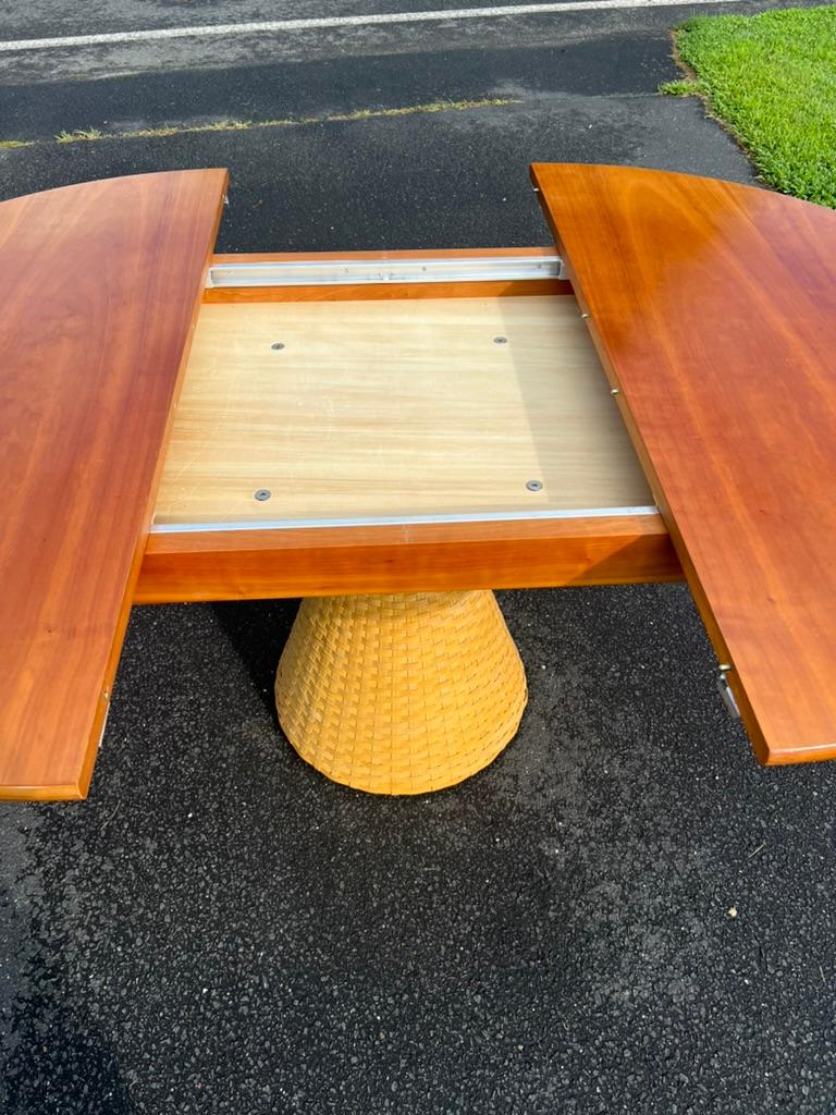 Vintage Italian Modern Dining Table on Rattan Base by Pierantonio Bonacina For Sale 7