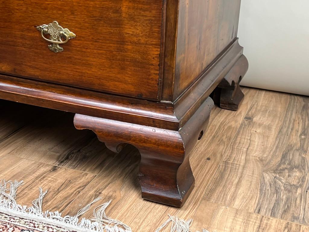 Antique RI or CT Chippendale Mahogany Slant Front Secretary c. Late 18th Century For Sale 8