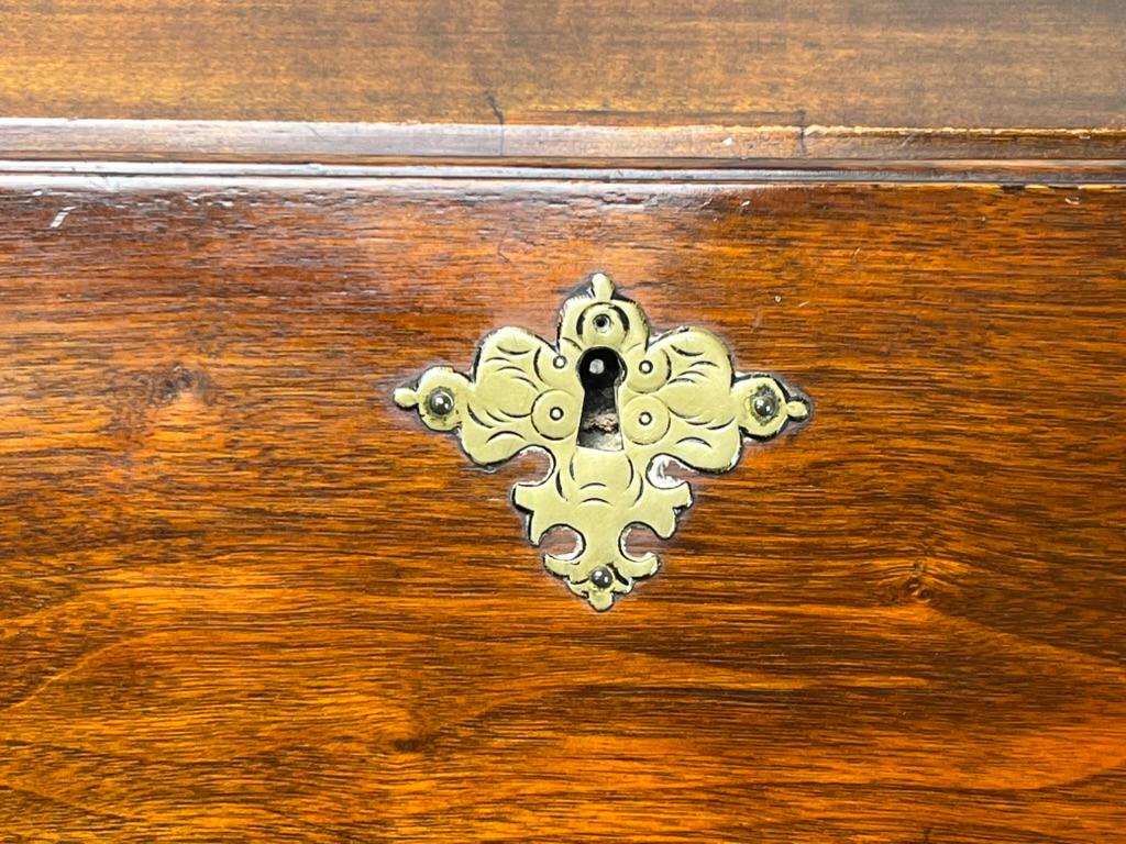 Antique RI or CT Chippendale Mahogany Slant Front Secretary c. Late 18th Century For Sale 2