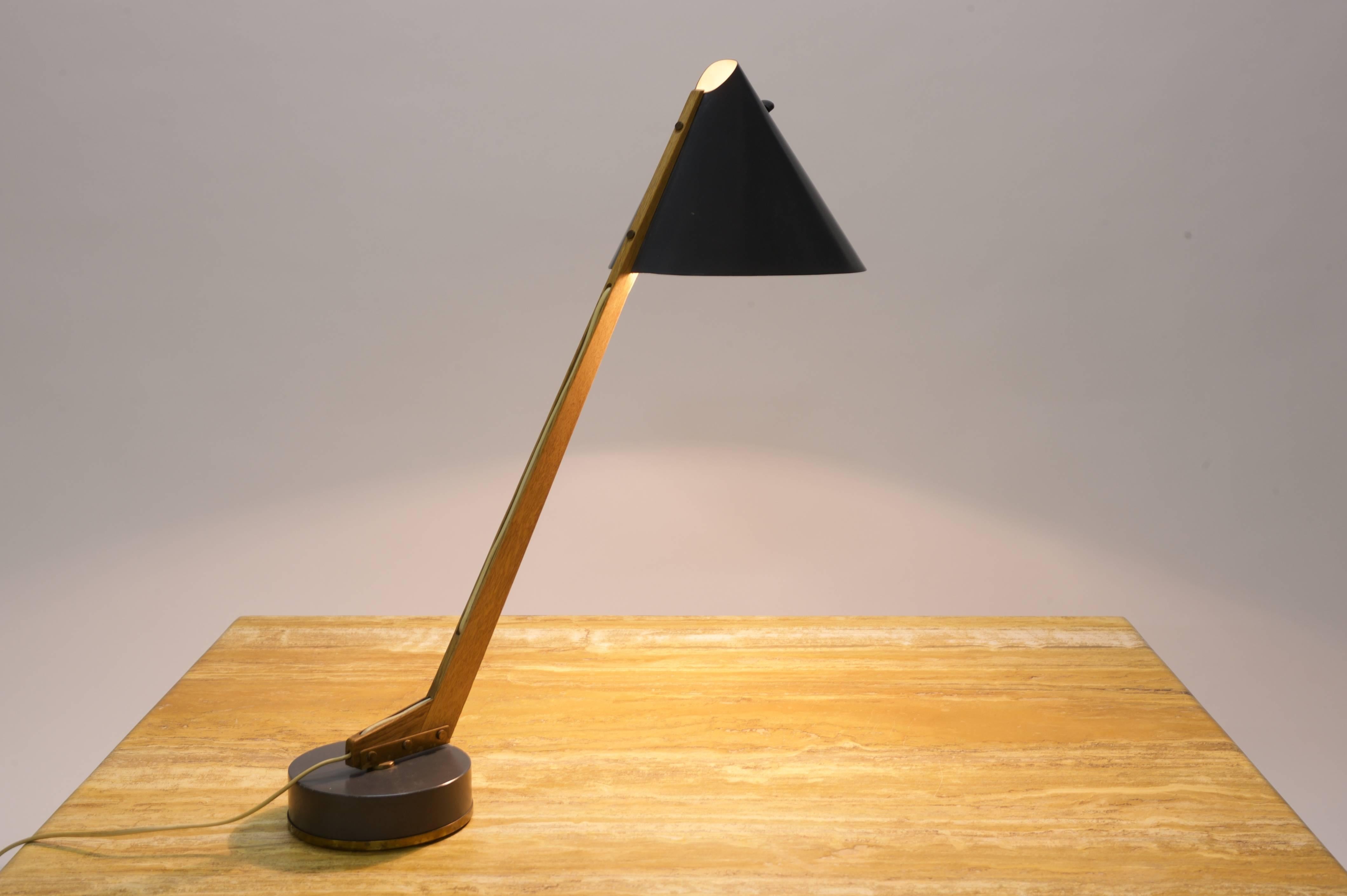 Table Lamp by Hans-Agne Jacobsson In Good Condition For Sale In Vienna, AT