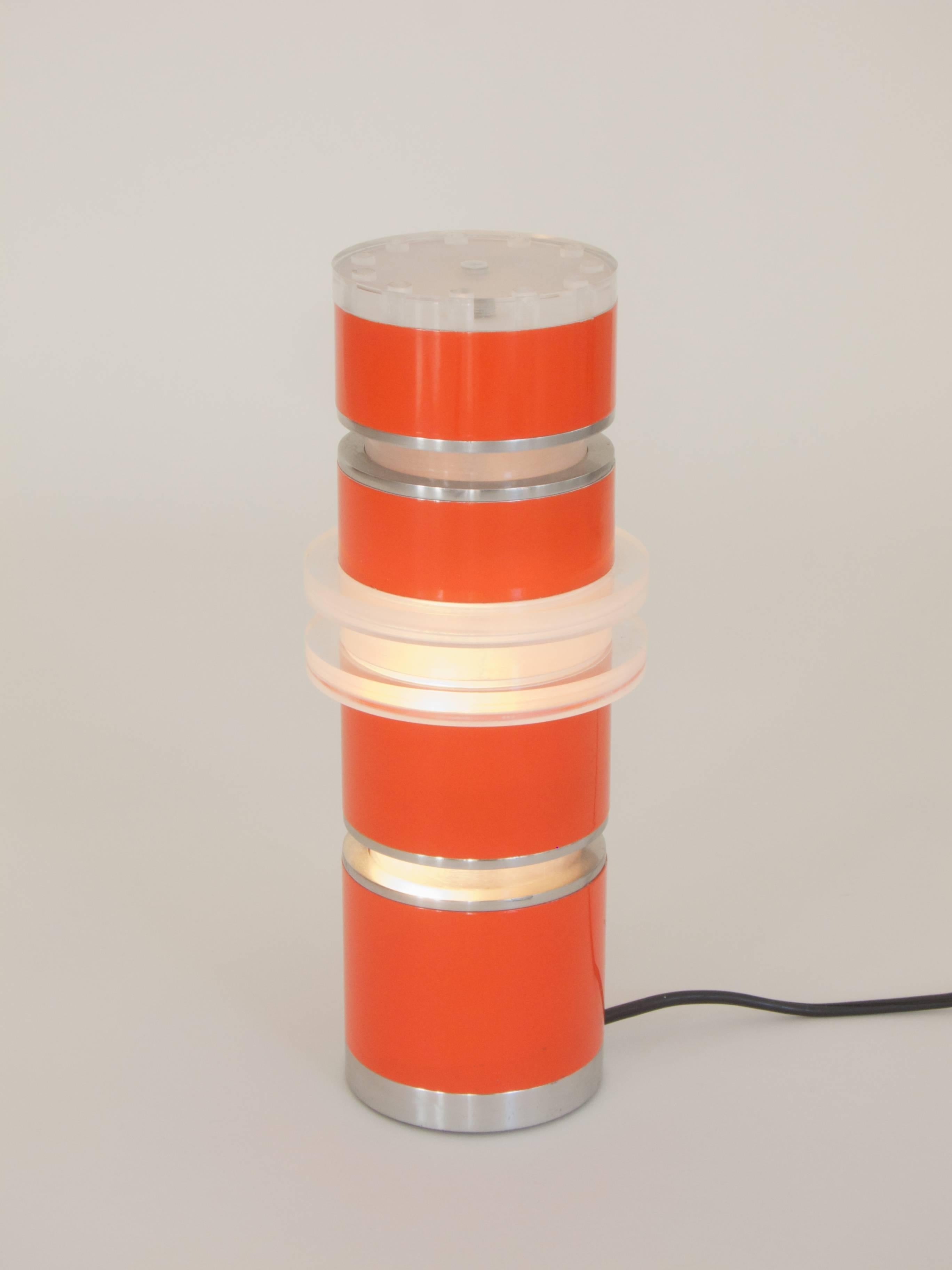 Very rare light-object by Ingrid Hsalmarson

Cylindrical body consisting of orange painted aluminium and methacrylate elements

Literature: Fulvio Ferrari, Napoleone Ferrari; Light - Lamps 1968 - 1973: new Italian design, Umberto Allemandi & C.