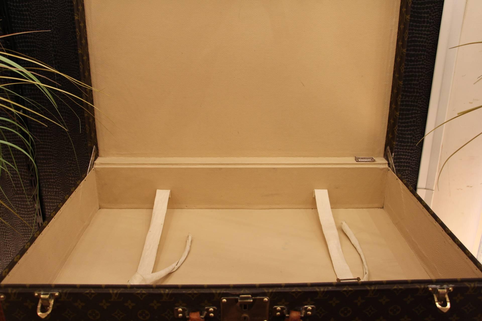 Leather 1970s Louis Vuitton Suitcase, Louis Vuitton Trunk