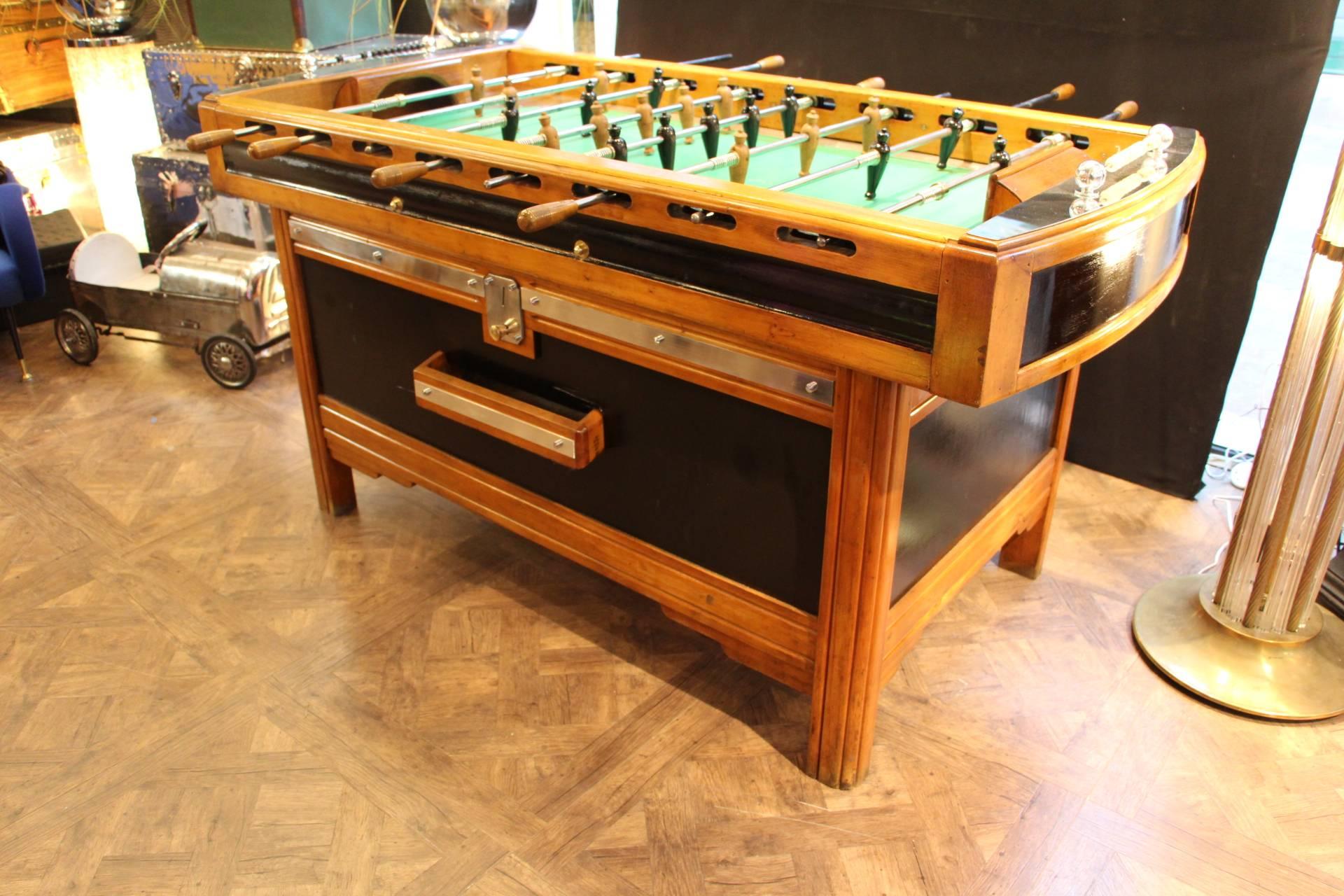 Mid-Century French Black and Light Wood Foosball Table In Excellent Condition In Saint-Ouen, FR