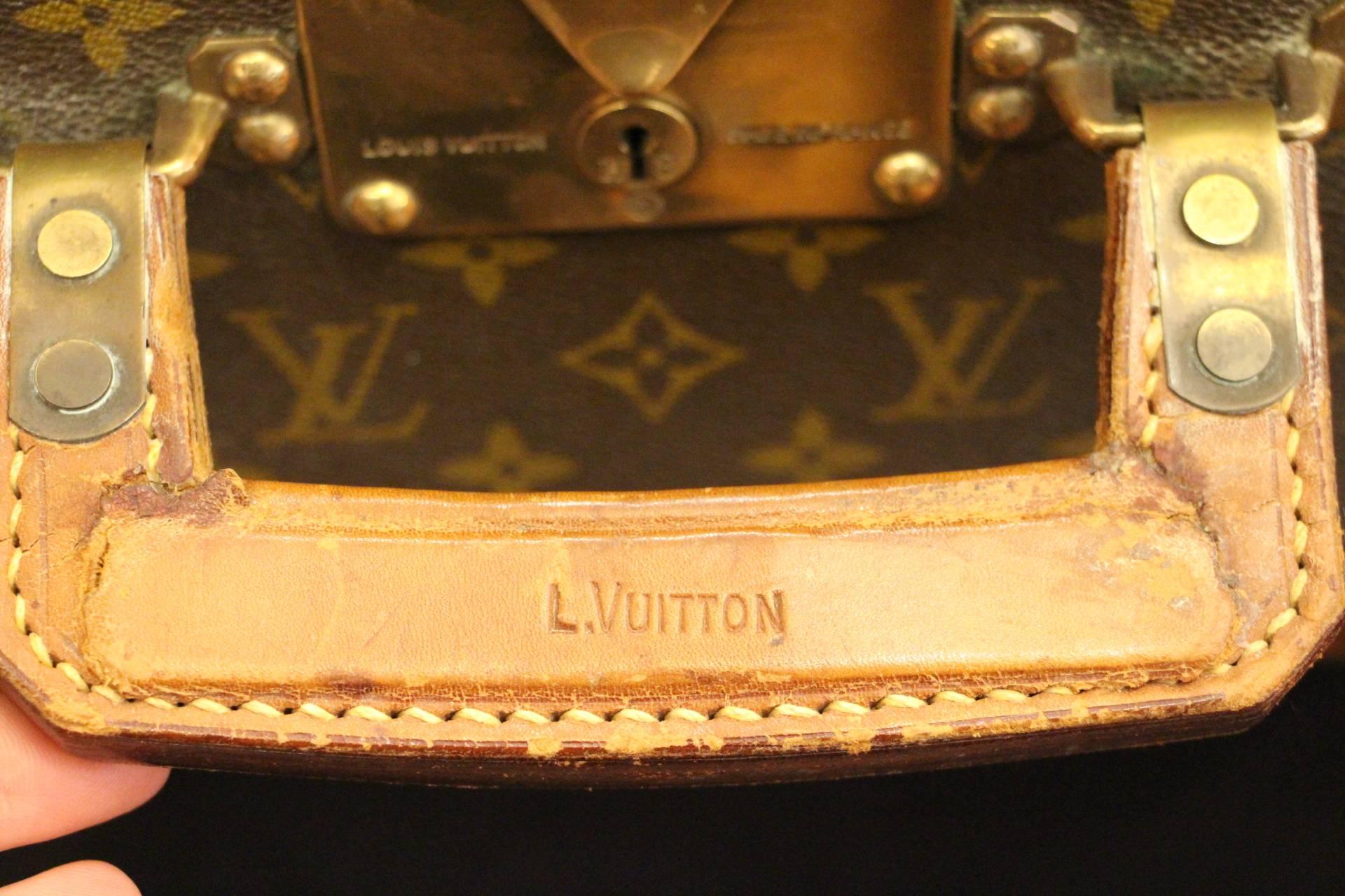 1970s Louis Vuitton Hard Suitcase with Square Handle 1