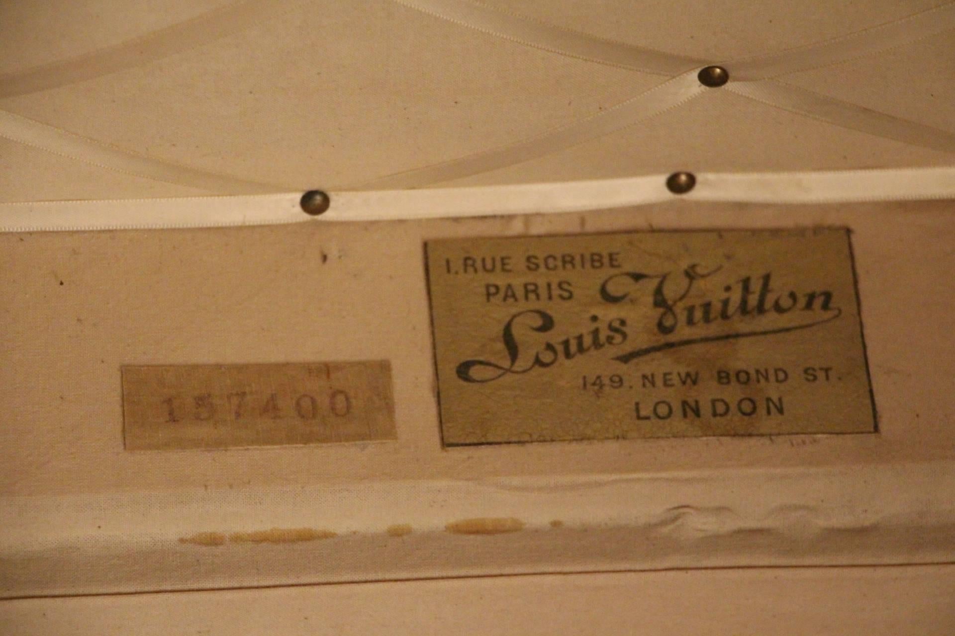 1890s Louis Vuitton Tisse Monogram Steamer Trunk, Malle Louis Vuitton 3
