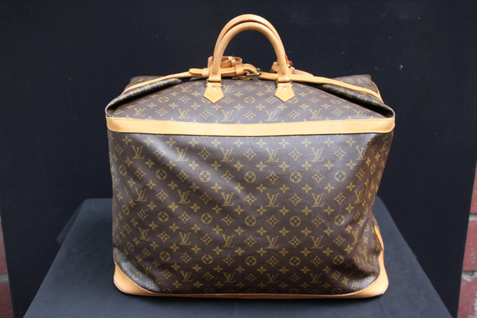 French Louis Vuitton LargeTravel Bag