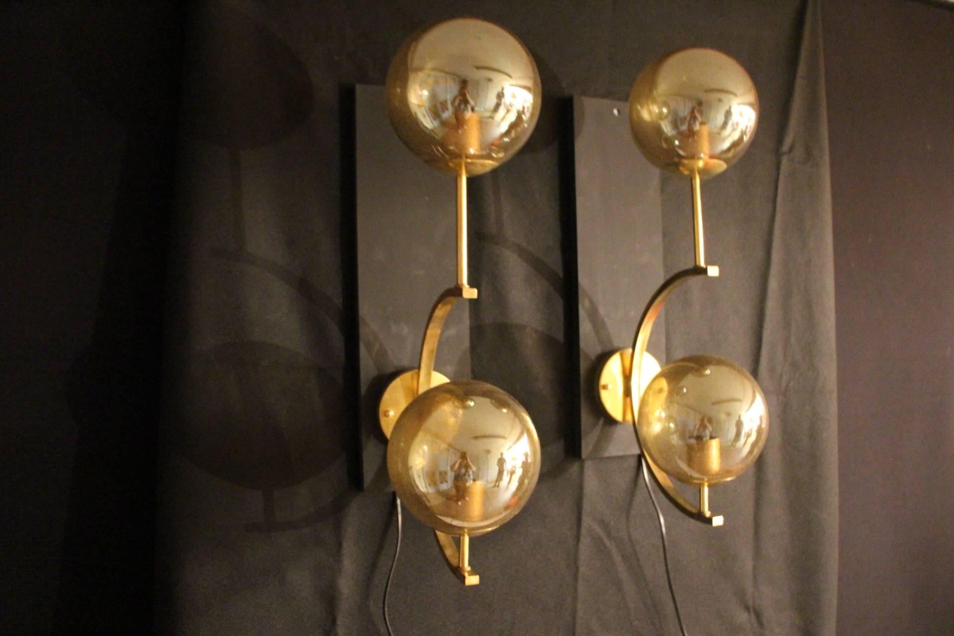 Italian Modern Mid-Century Pair of Brass and Golden Murano Glass In Excellent Condition In Saint-Ouen, FR