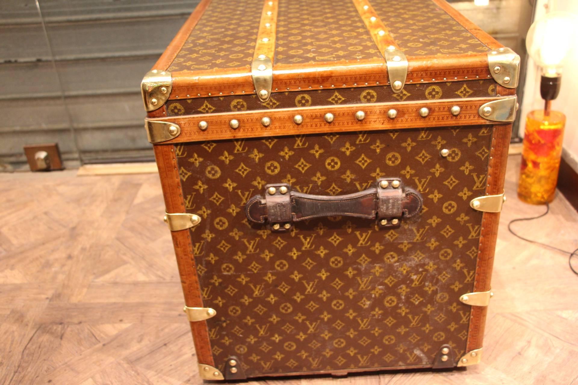 1930s Louis Vuitton Monogram Canvas and Brass Fittings Hat Trunk In Excellent Condition In Saint-Ouen, FR