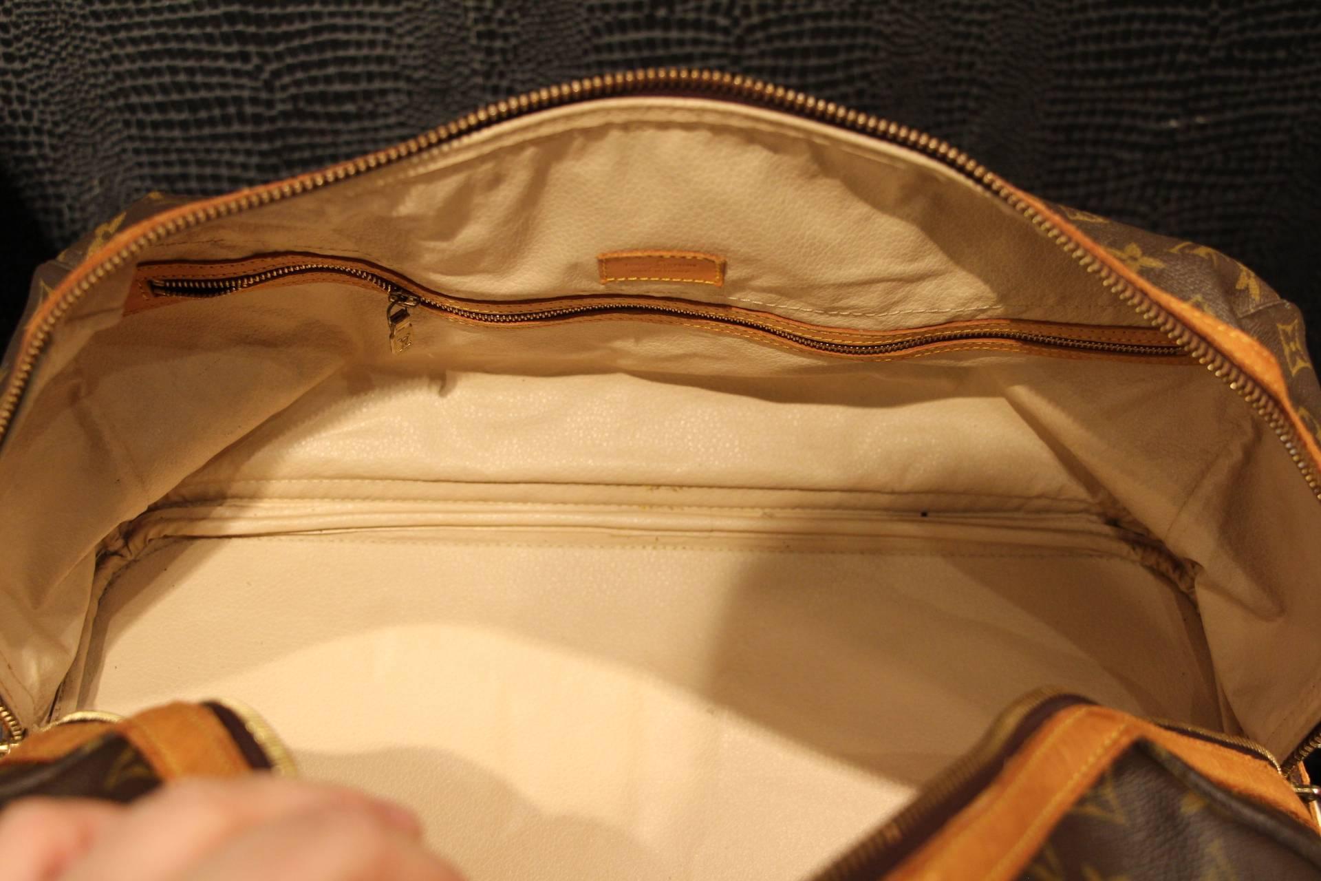 Louis Vuitton Largetravel Bag 3