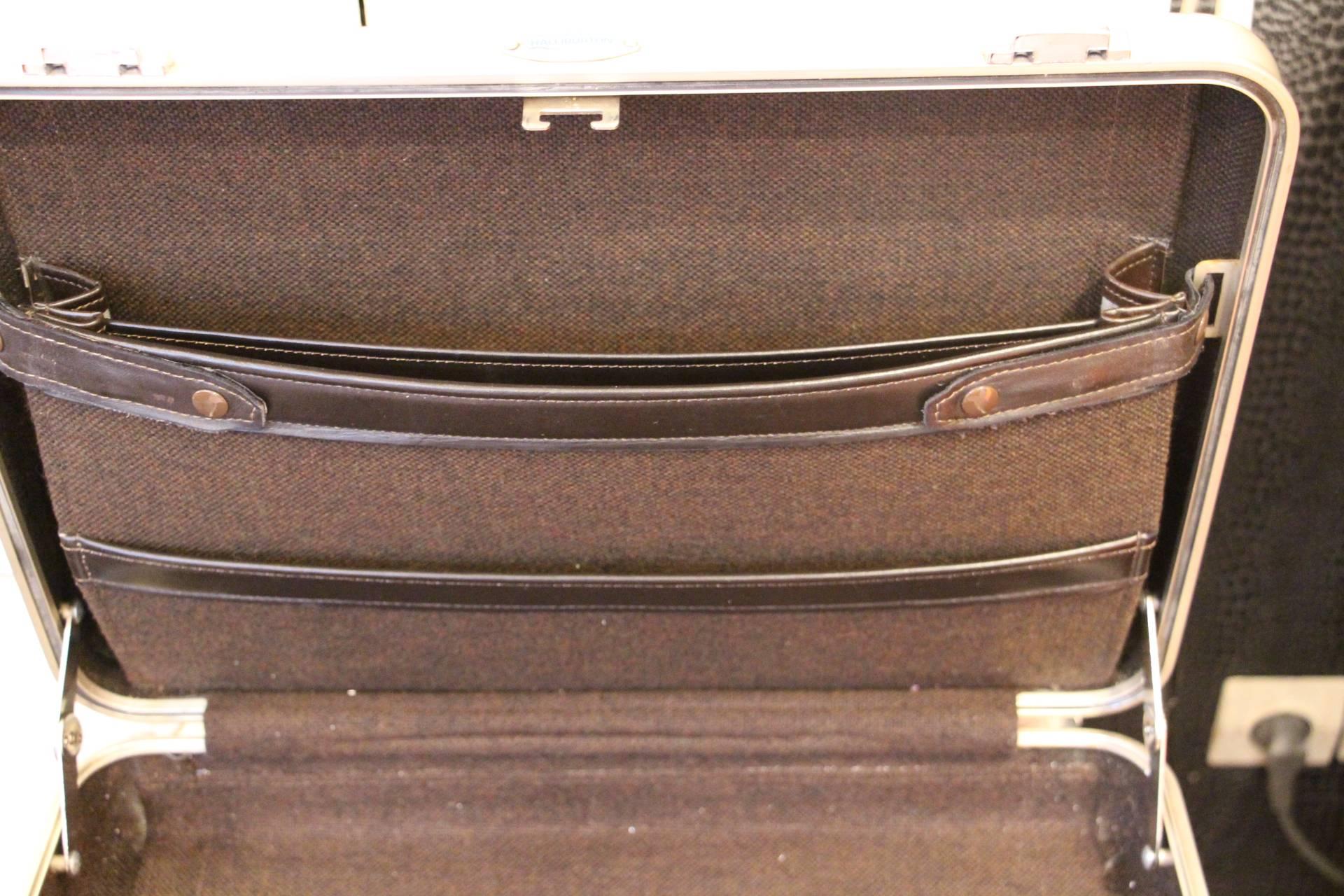 Late 20th Century 1980s Polished Aluminum Halliburton Briefcase