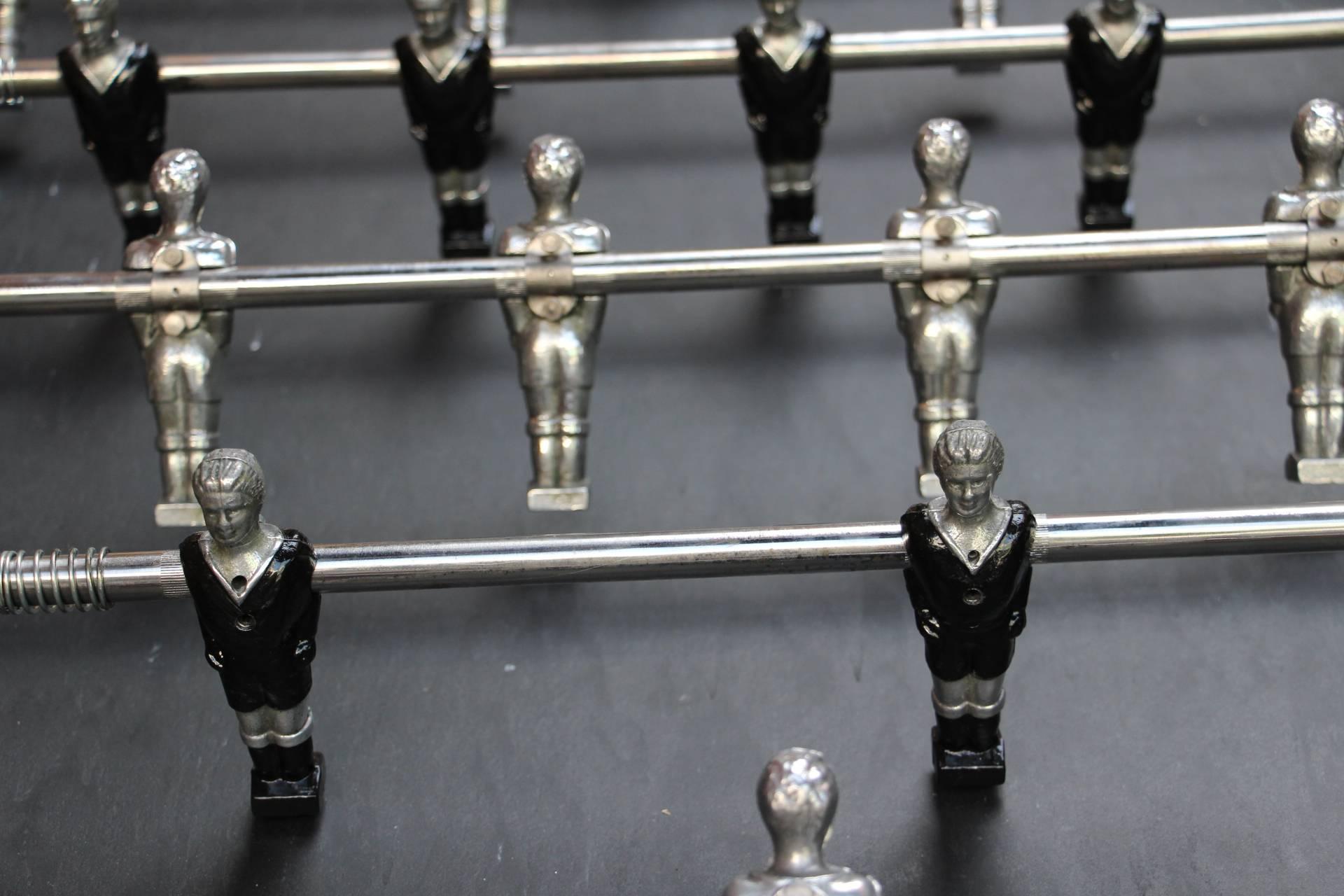 foosball table in french