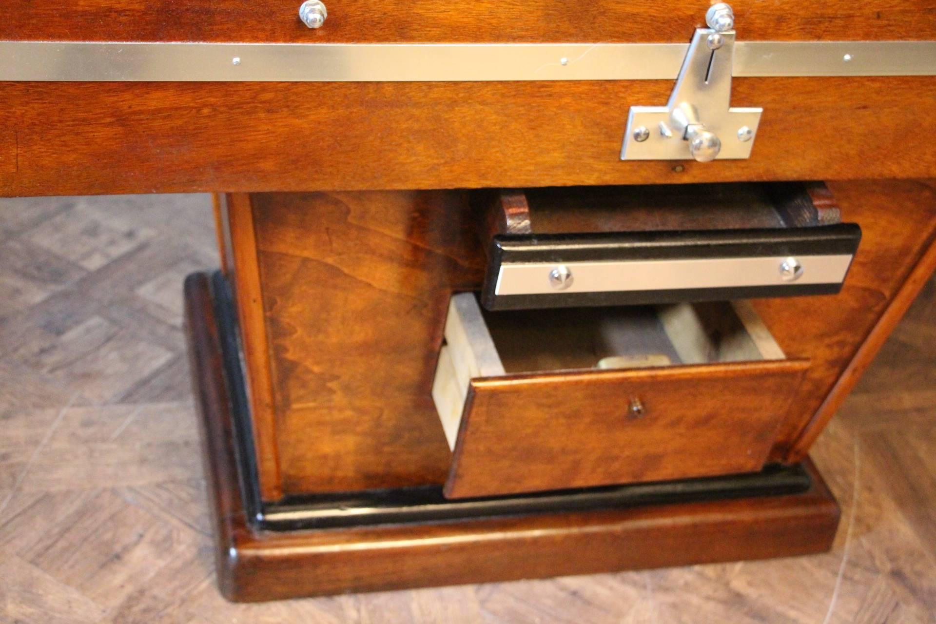 1920s Walnut and Aluminum Foosball Table In Excellent Condition In Saint-Ouen, FR