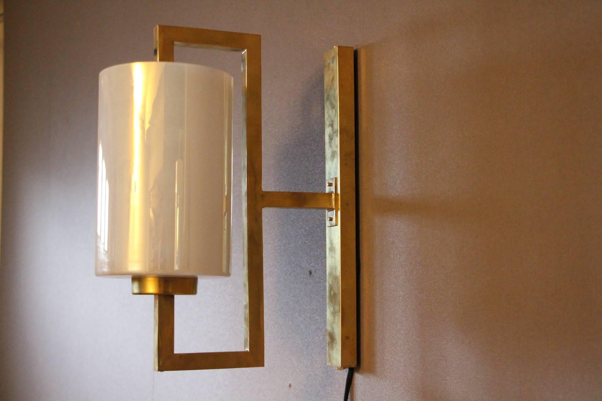 Pair of White Murano Glass and Brass Sconces, Iridescent and Pearly Cylinder 3