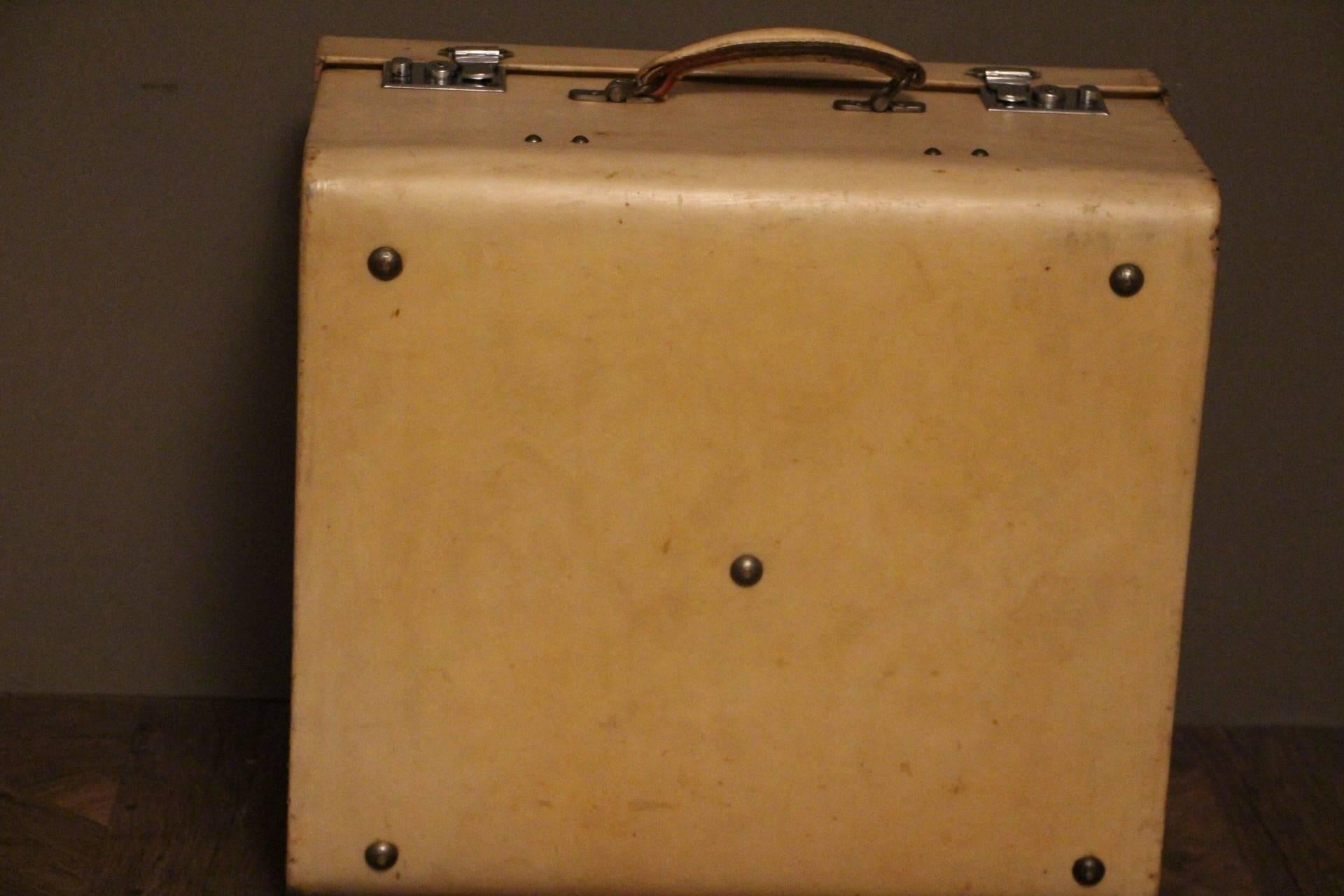 Leather 1920s Small Beige Vellum Steamer Trunk For Sale