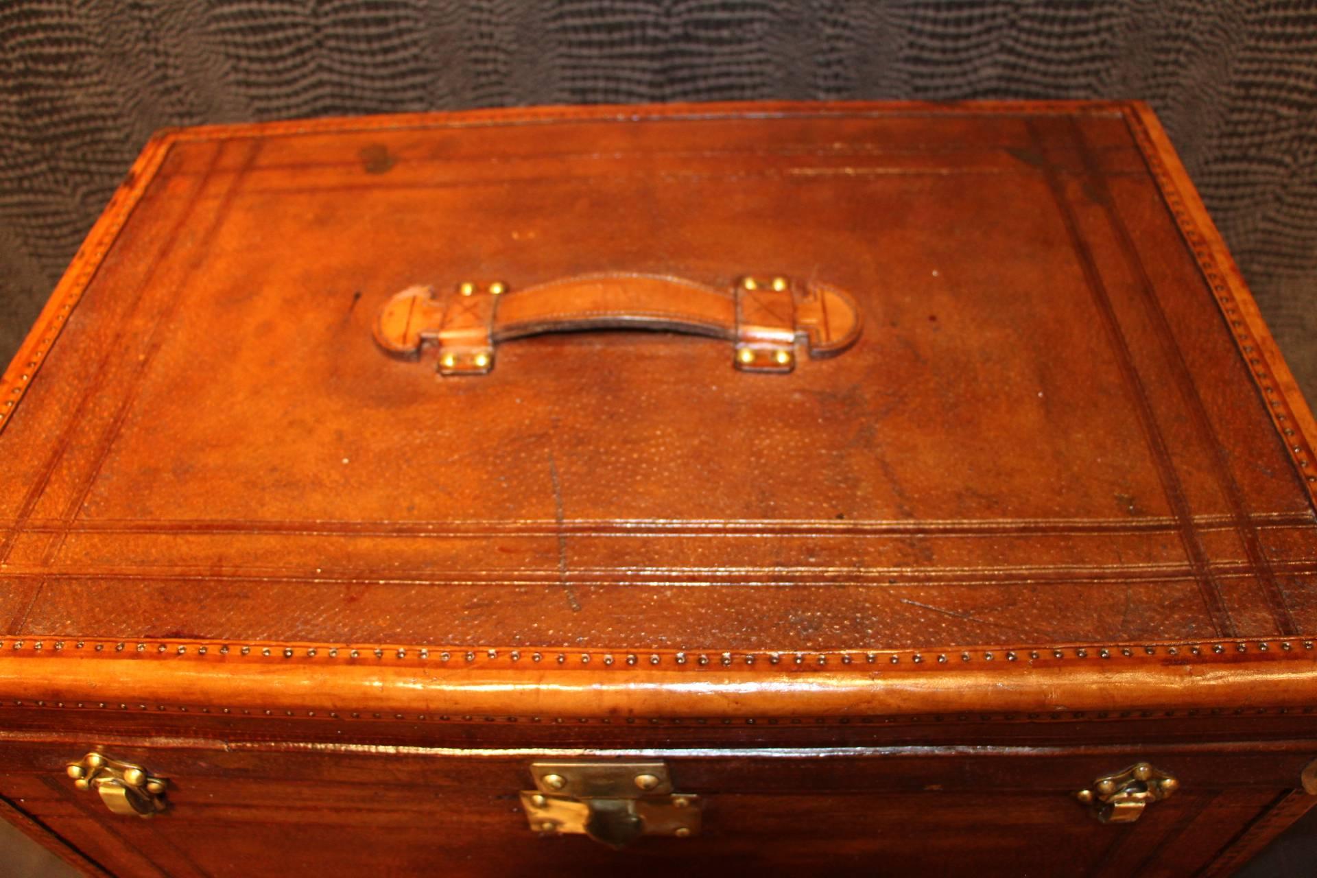  1930's French Brown Leather Rectangular Hat Trunk In Good Condition In Saint-Ouen, FR