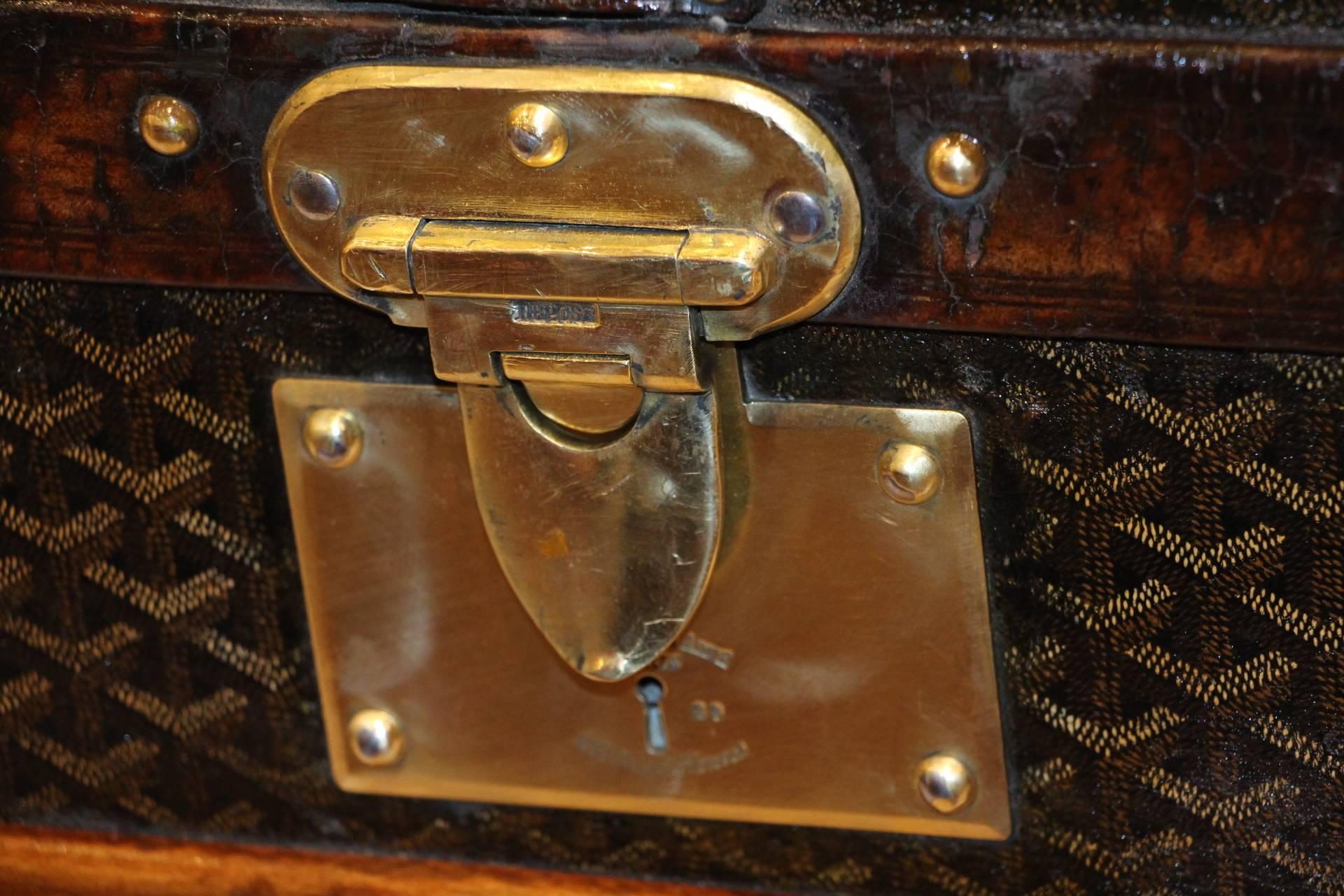 Early 20th Century 1920s Goyard Courrier Steamer Trunk, All Brass Fittings And Leather Trim