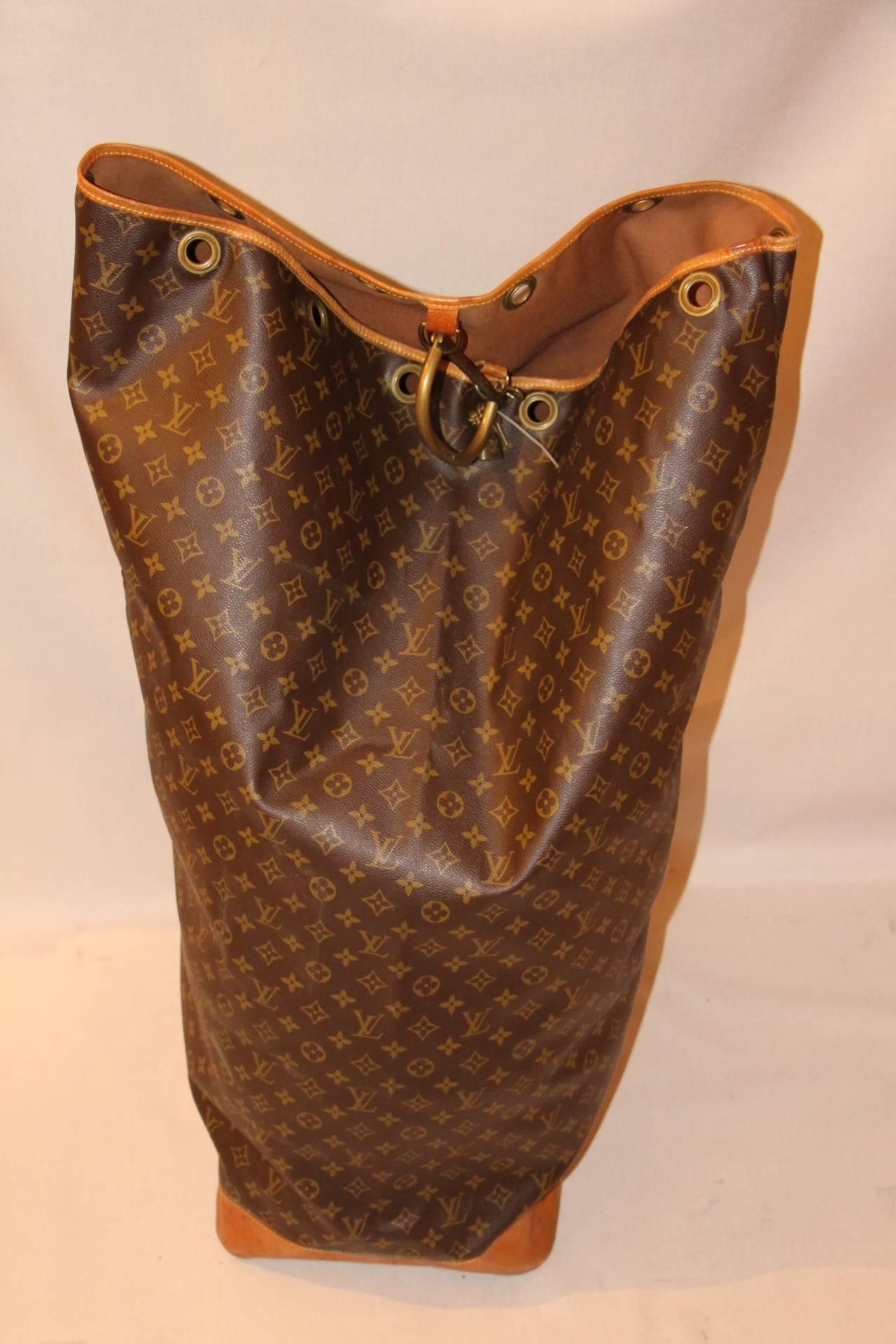 1970s Extra Large Louis Vuitton Marin Bag In Excellent Condition In Saint-Ouen, FR