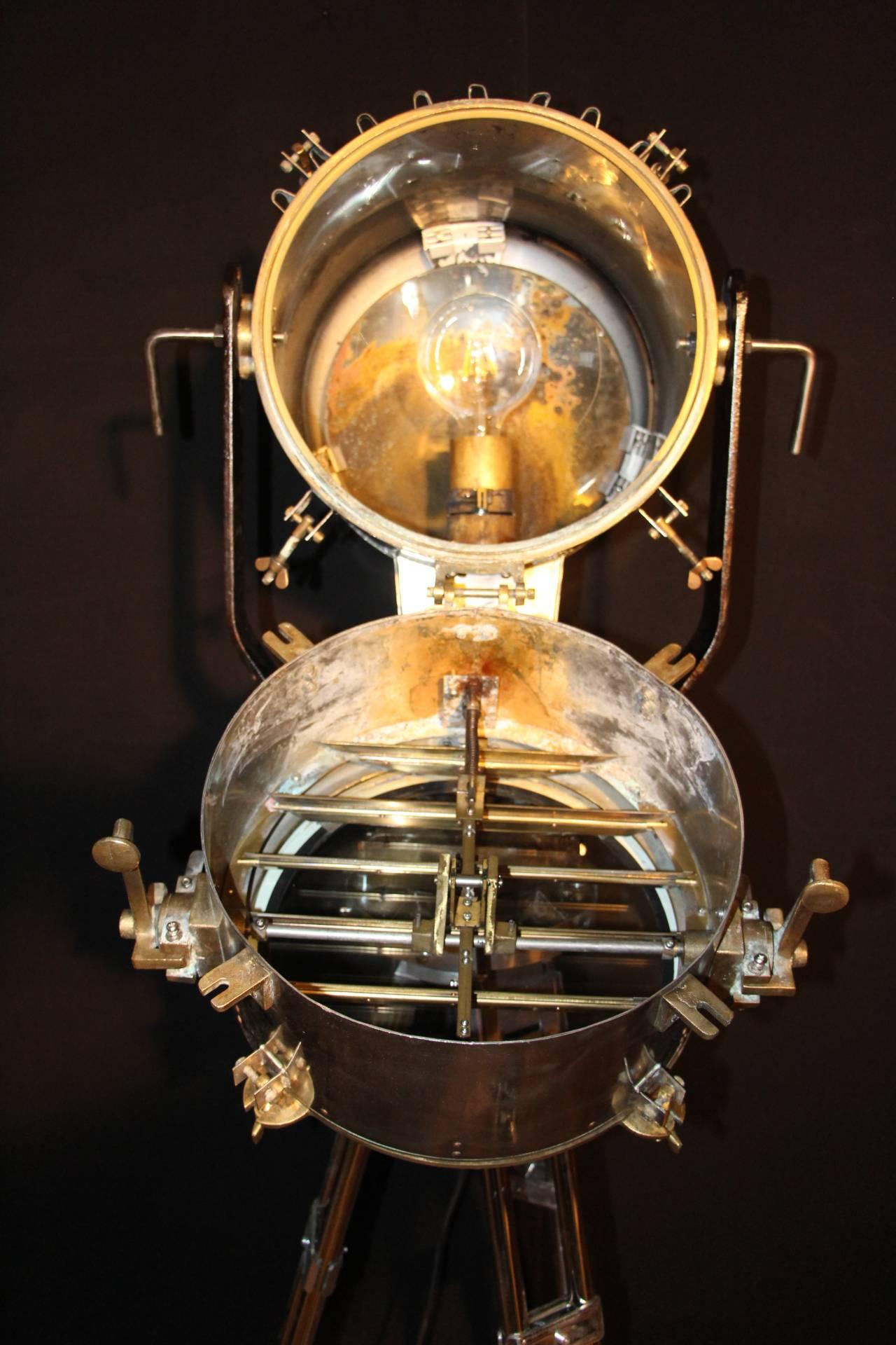  Spectacular Vintage Signal Lamp In Good Condition In Saint-Ouen, FR