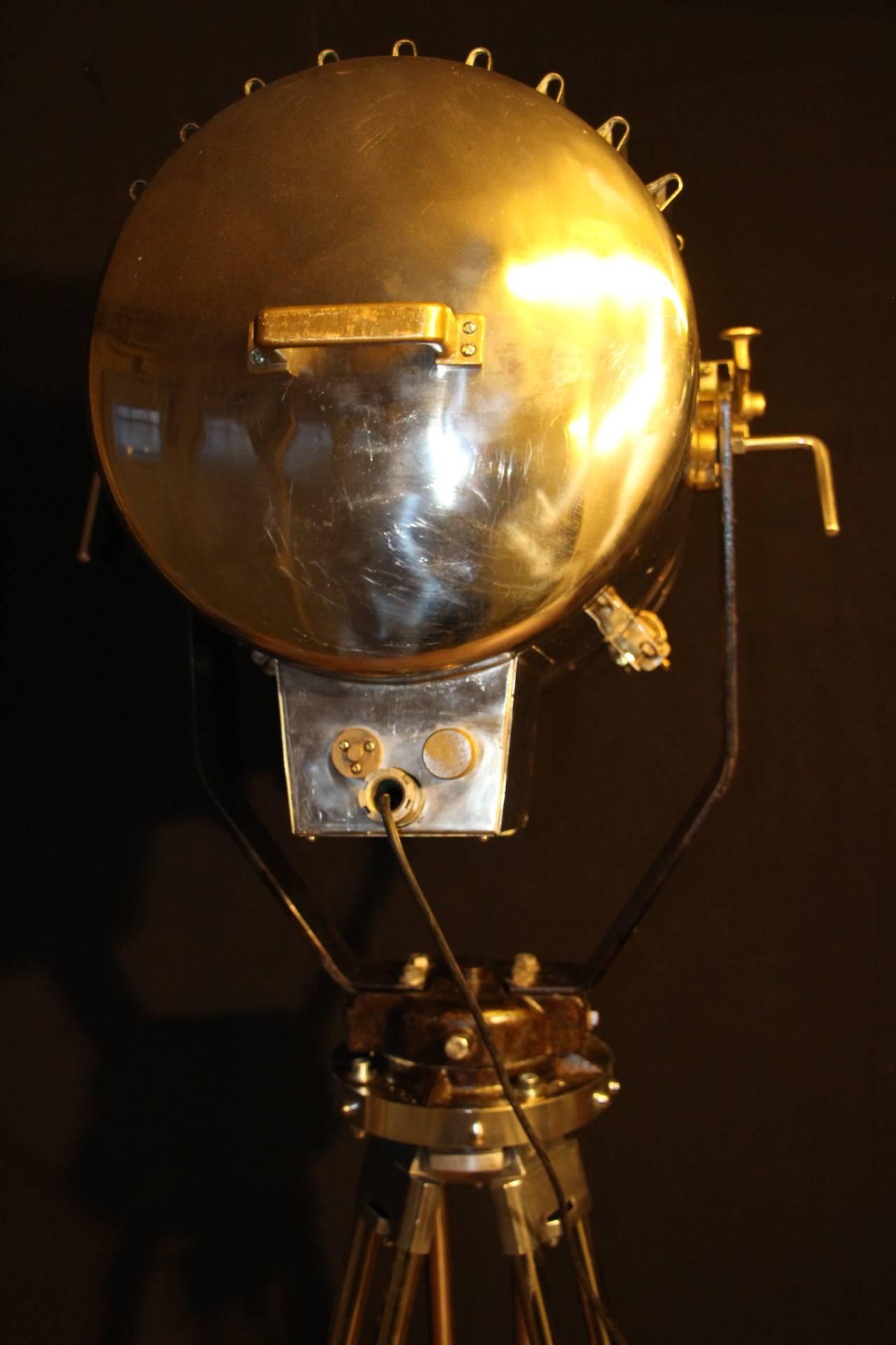  Spectacular Vintage Signal Lamp 2