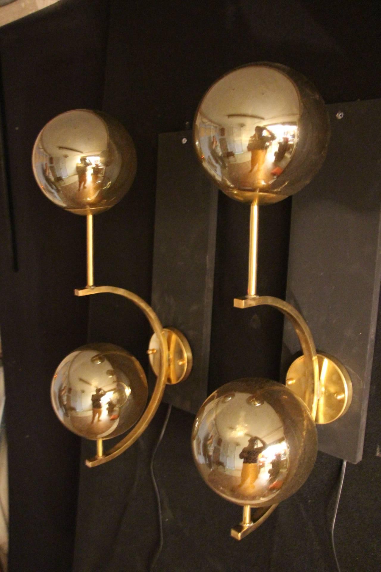 Italian Modern Mid-Century Pair of Brass and Golden Murano Glass 1