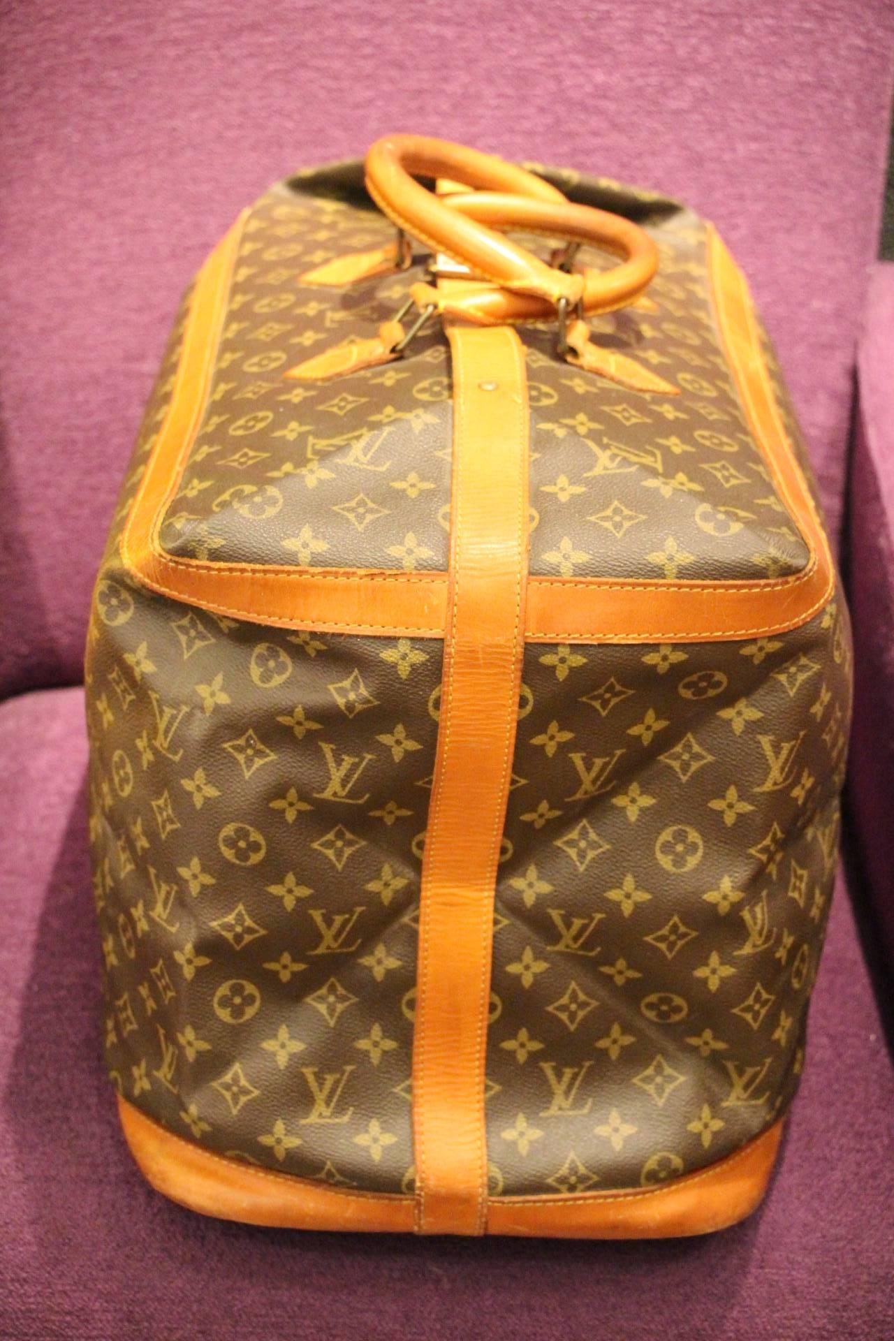 Large Collector's Louis Vuitton Travel Bag 50 in Monogramm Canvas In Good Condition In Saint-Ouen, FR