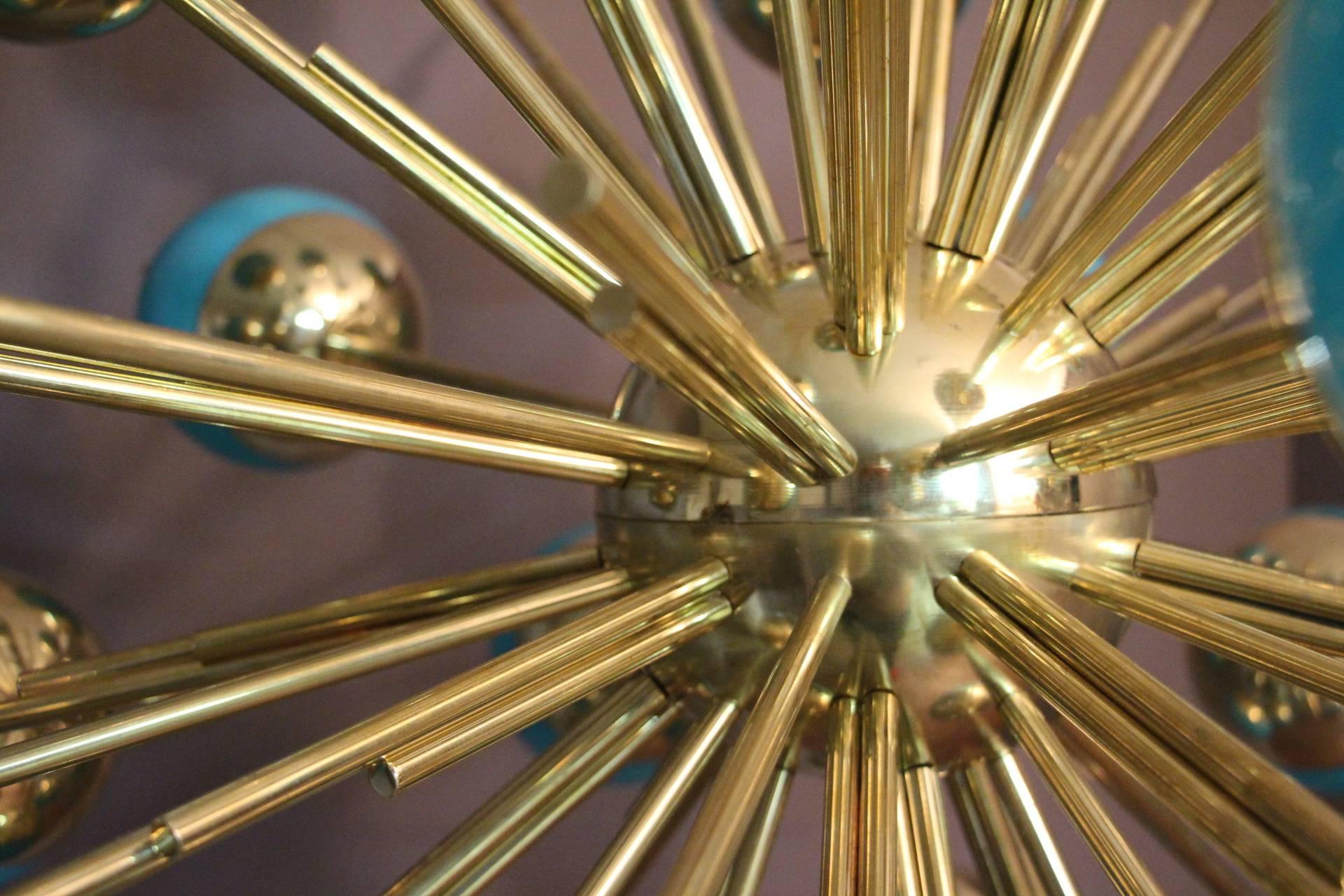 Blue Glass Globes and Brass Sputnik Chandelier In Excellent Condition In Saint-Ouen, FR